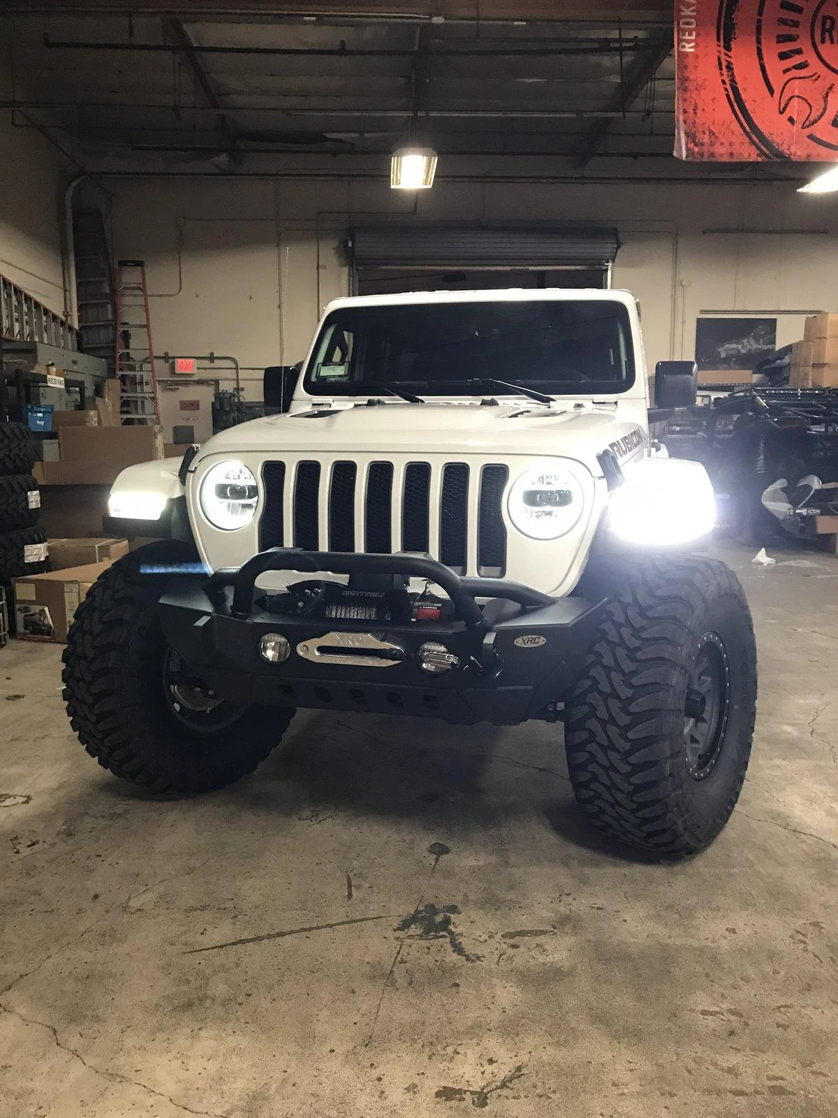 Jeep Wrangler JL Smittybilt XRC Gen2 Front Bumper 5669C475-8125-45A2-A356-EB11D4C053E3