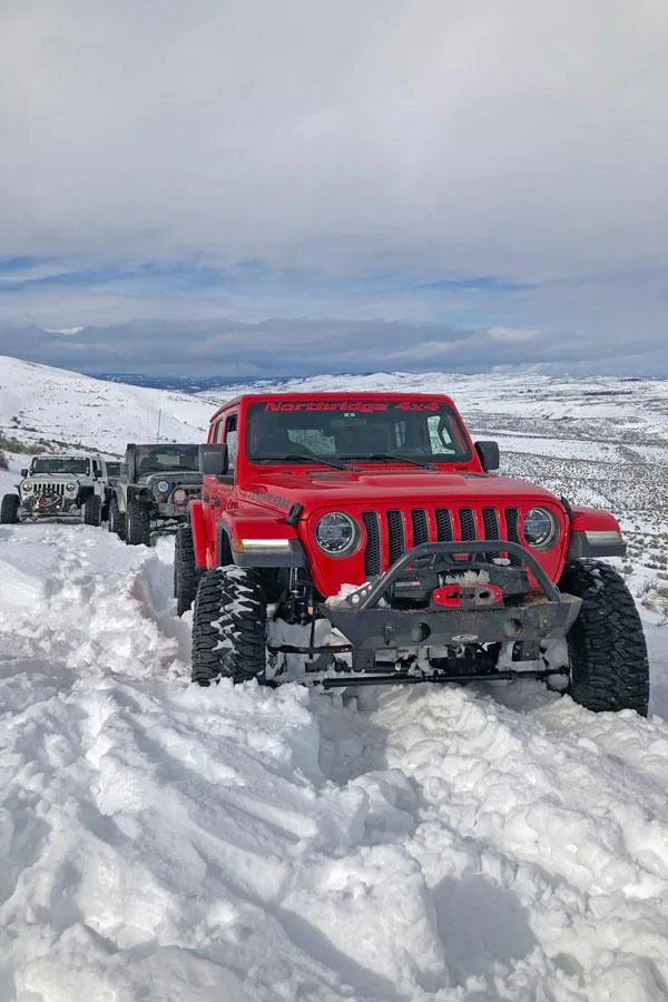 Jeep Wrangler JL JLs Playing in the Snow! David-top-o-hill