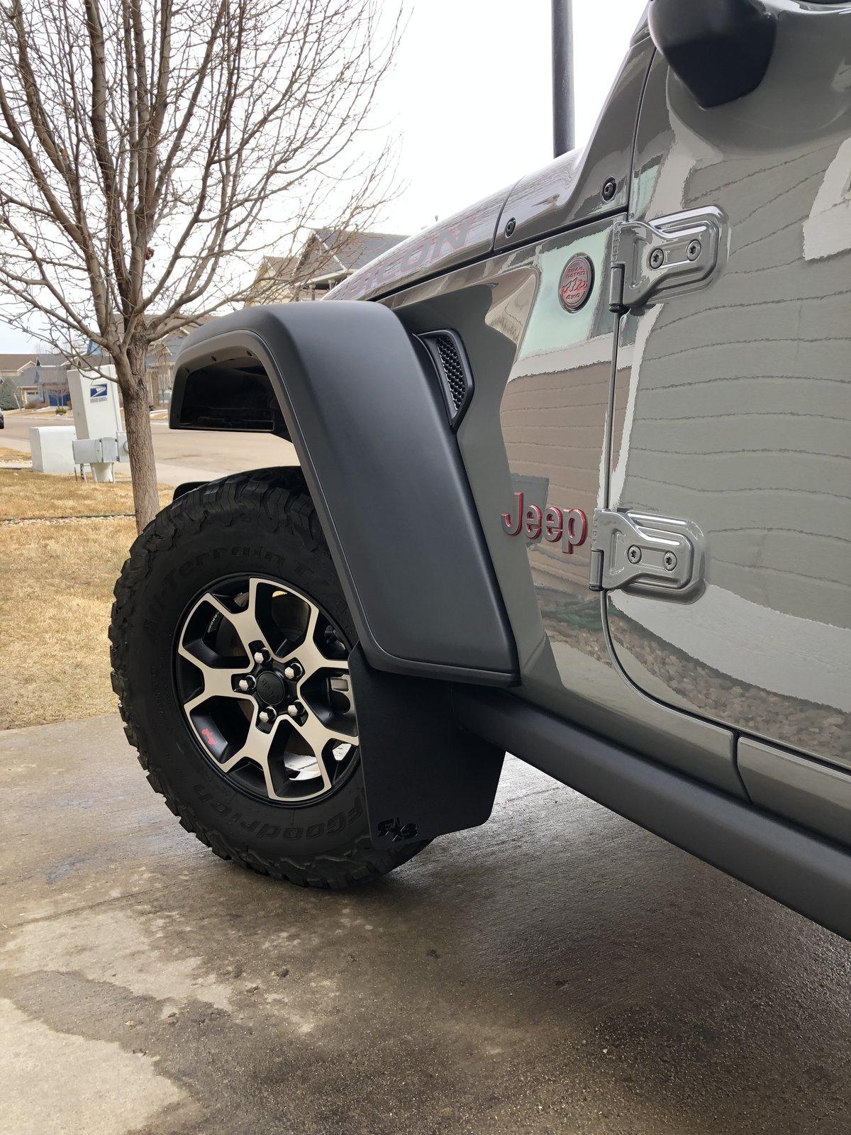 Jeep Wrangler JL Mudflaps and Rubicon Flares? 6CEFBA5B-BFED-4E95-A170-D88514BBE8DC