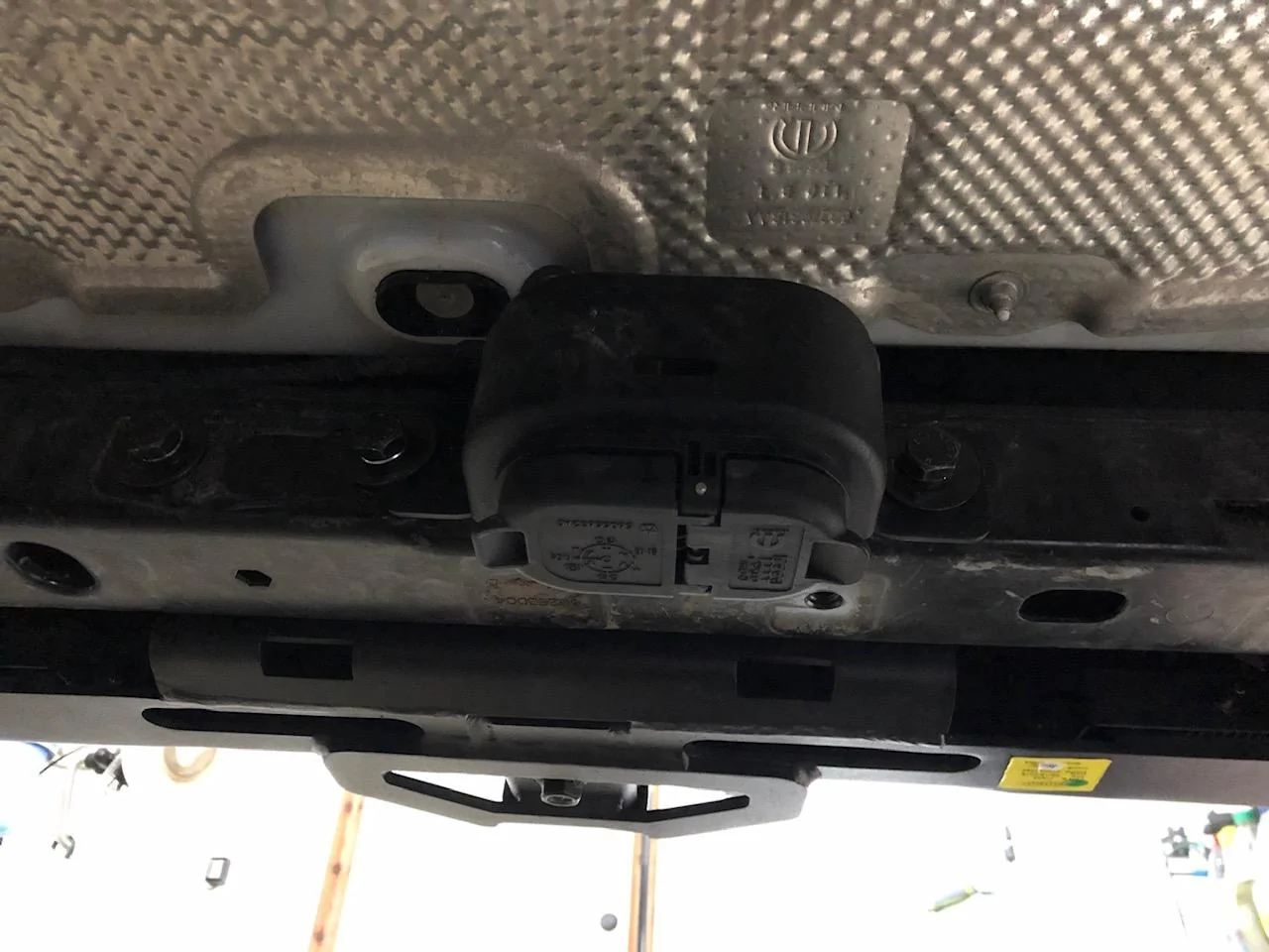 Jeep Wrangler JL Smittybilt XRC Gen2 Front Bumper 4pin-7pin plug mount