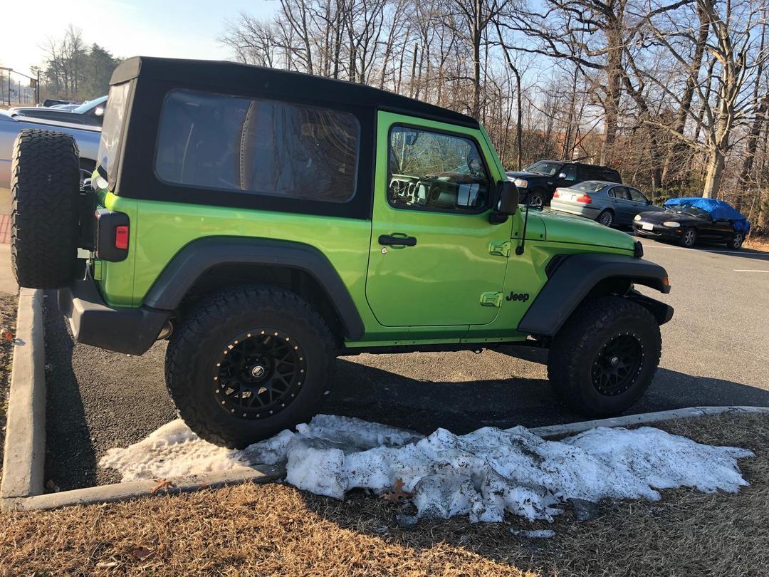 Jeep Wrangler JL Jeeps in Snow... post pics. nUrUi4R