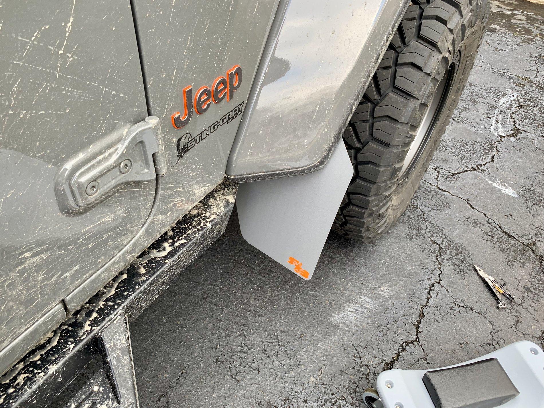 Jeep Wrangler JL Mudflaps and Rubicon Flares? 31EBB3A7-ED22-4DB7-B632-7AF61DA3C763