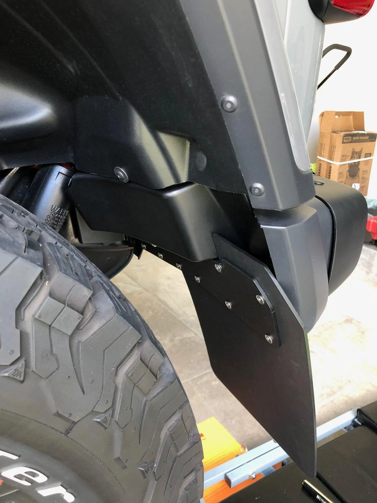 Jeep Wrangler JL Mudflaps and Rubicon Flares? IMG_1204
