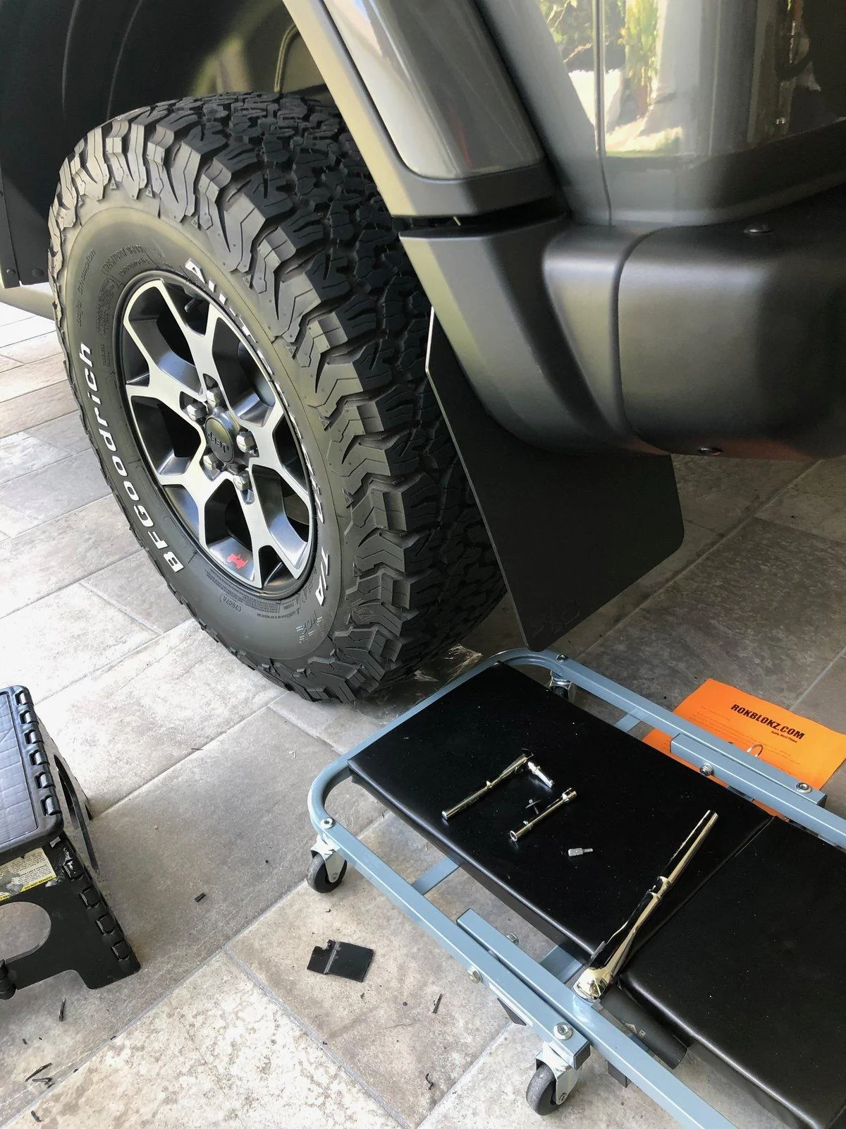Jeep Wrangler JL Mudflaps and Rubicon Flares? IMG_1205