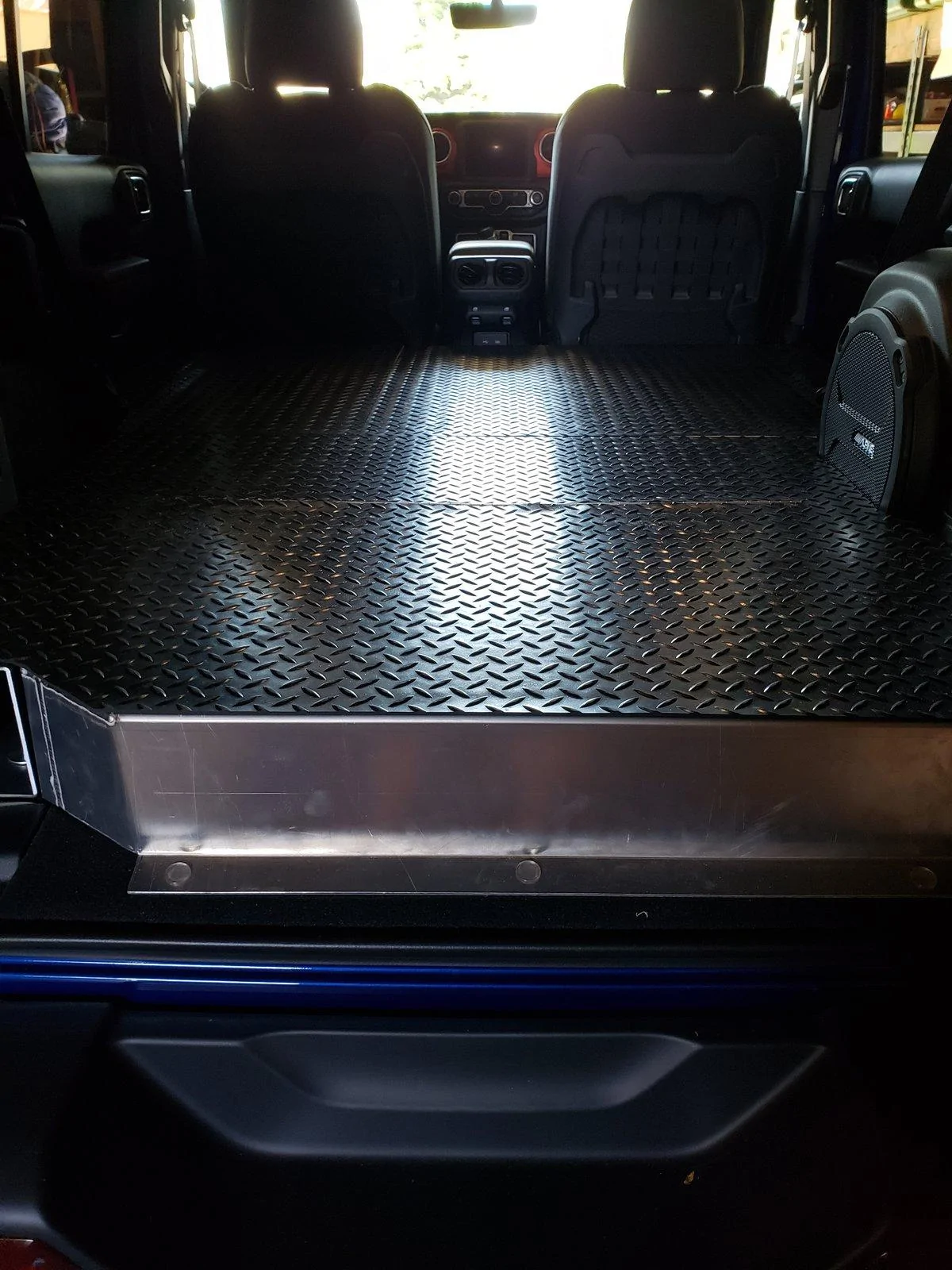 Jeep Wrangler JL Sleeping inside Jeep????? 20180612_133329