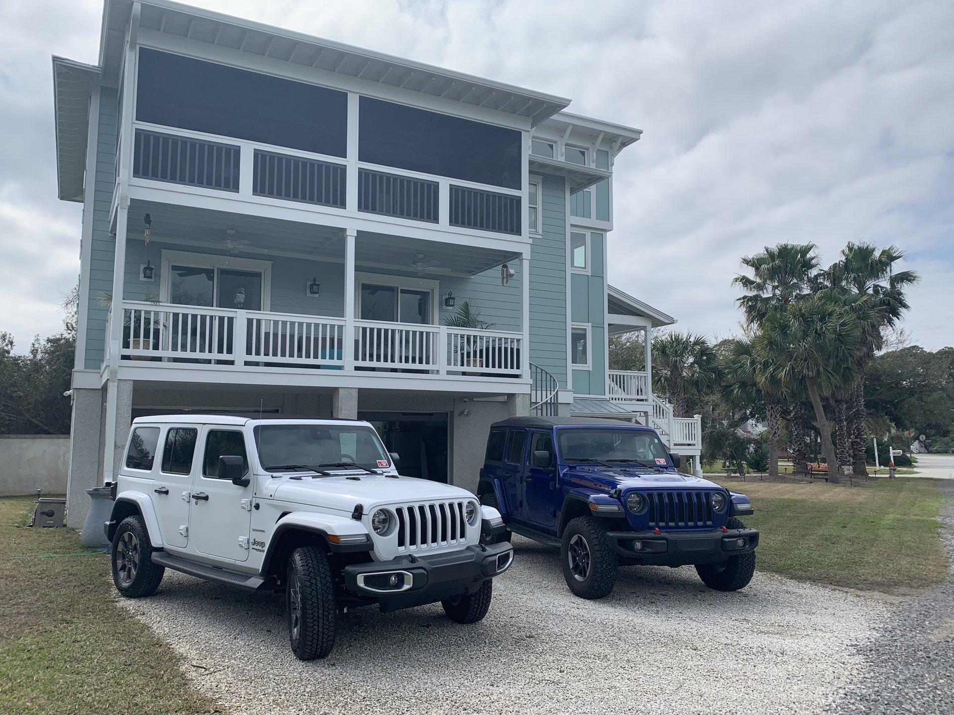 Jeep Wrangler JL Sky One Touch....Car Wash? 19419CE5-A9C9-4DDD-8FAB-2A1F254AC27A