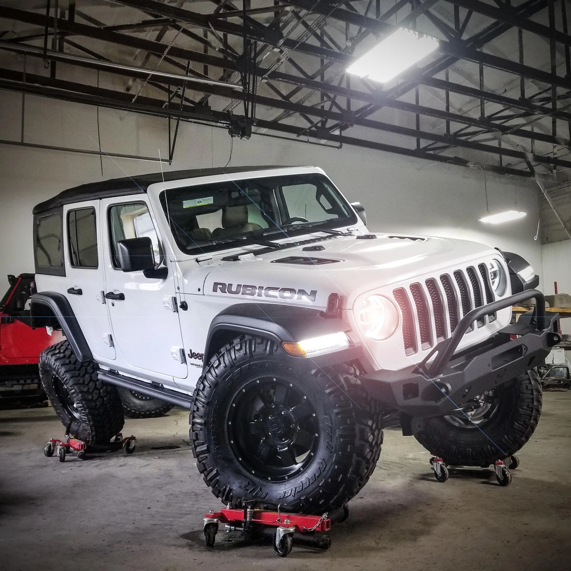 Jeep Wrangler JL JL Mid-Width Crusader Prototype 2018-02-21-11.56.56