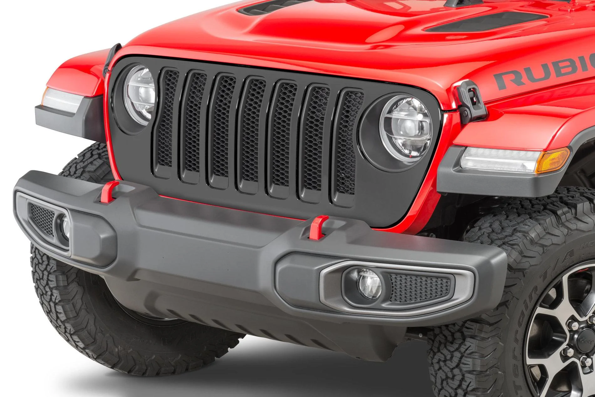Jeep Wrangler JL Looking for a Mopar Satin Grill Mopar-82215114-Grille-Installed-Front-Angled-Tight