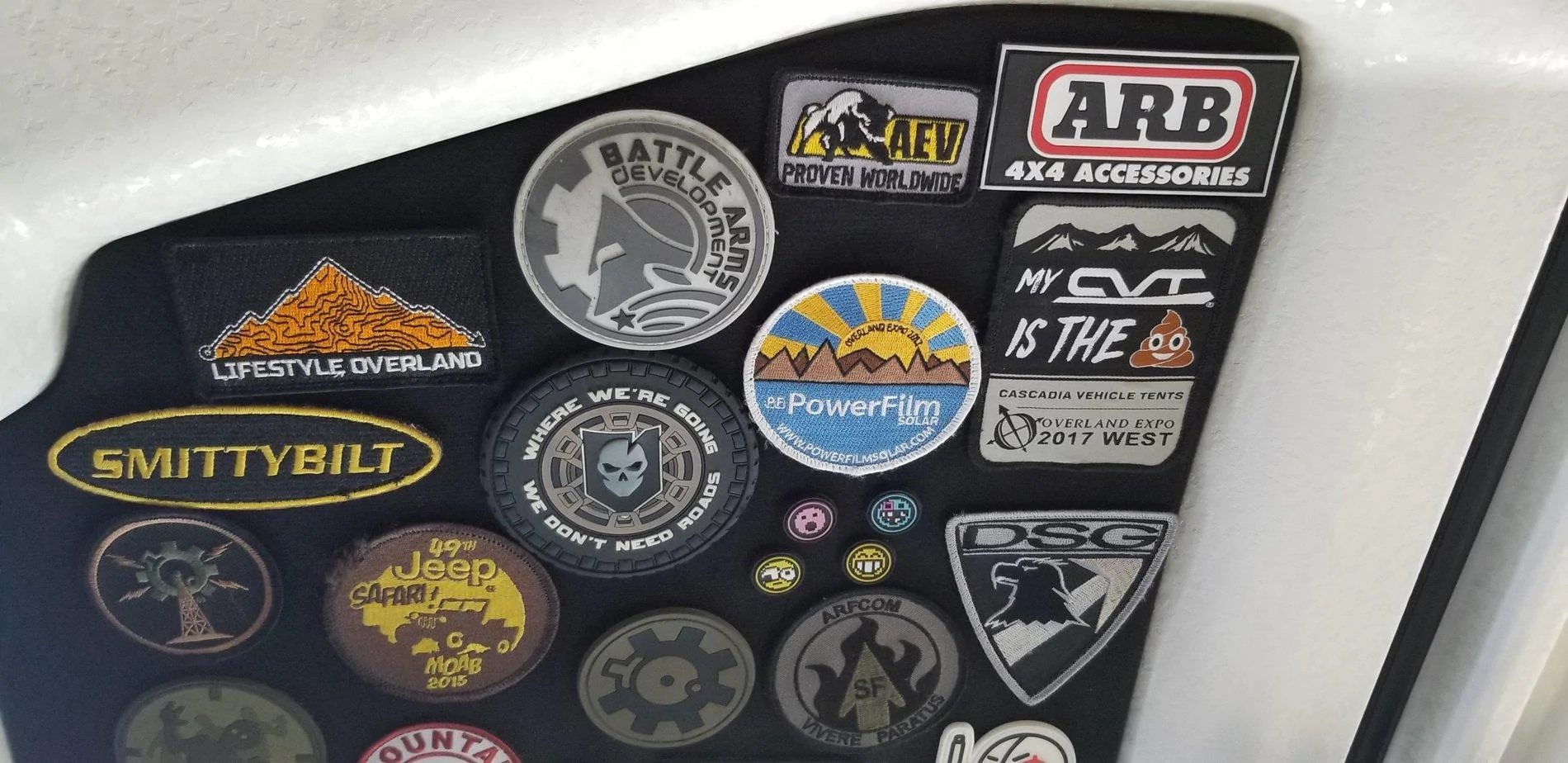 Jeep Wrangler JL Show us your headliner patches 15521603050721573903276218414852