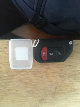 Jeep Wrangler JL Smaller Key Fob 151738-8d206bf459ce084f086b0370bd892