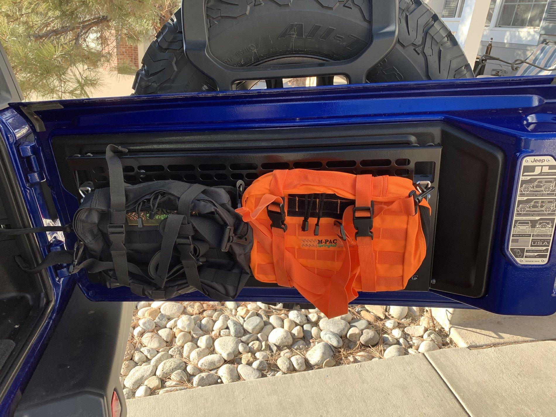 Jeep Wrangler JL Tailgate Table IMG_0424-1