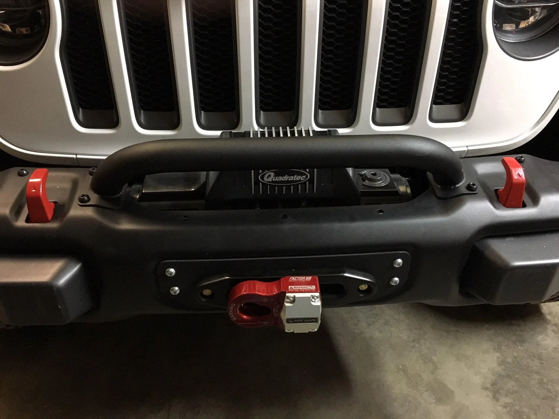 Jeep Wrangler JL Quadratec Stealth Winch? stealth winch