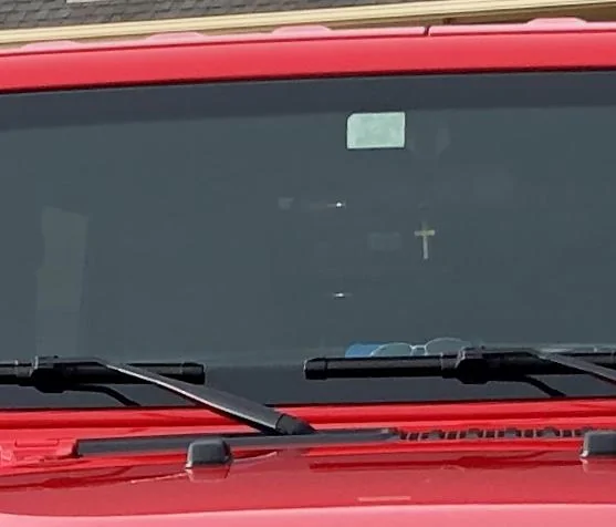 Jeep Wrangler JL TX Tag on the Jeep windshield? 6ECB01AA-AA49-407C-B58E-EF492C401B13