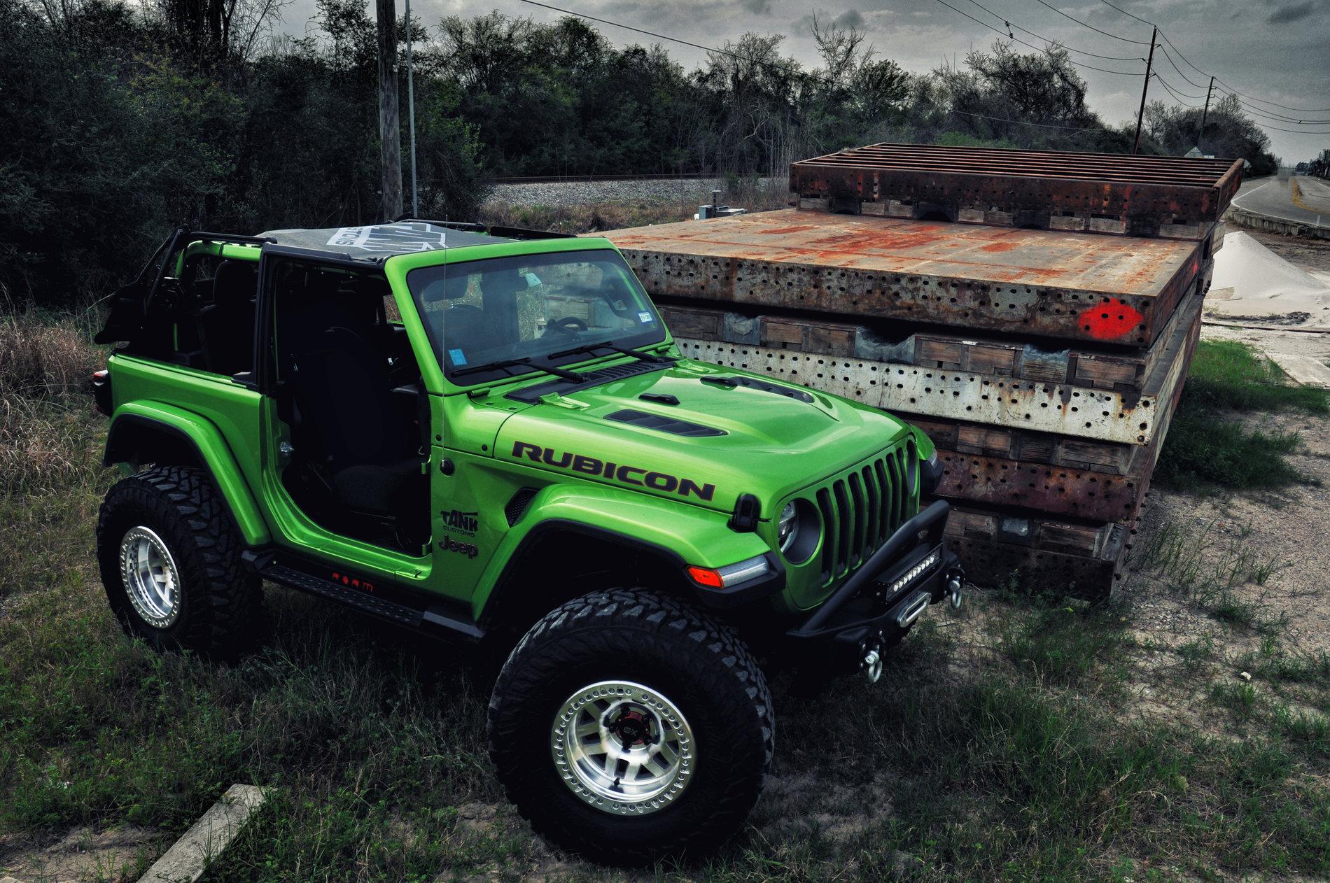 Jeep Wrangler JL 2 Door Mojito Rubi drone 4