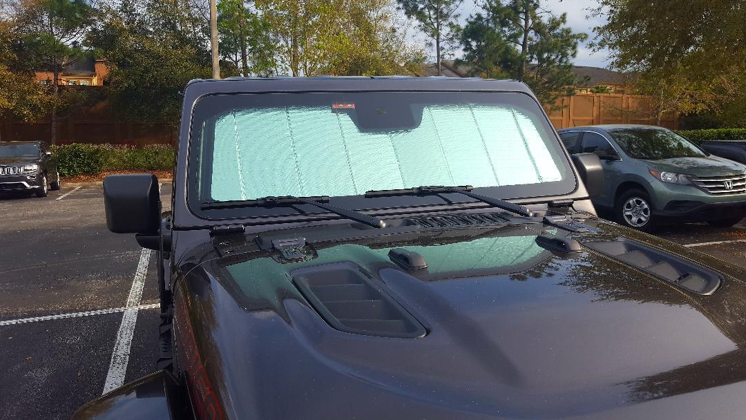 Jeep Wrangler JL JL Windshield Sunshade shade1