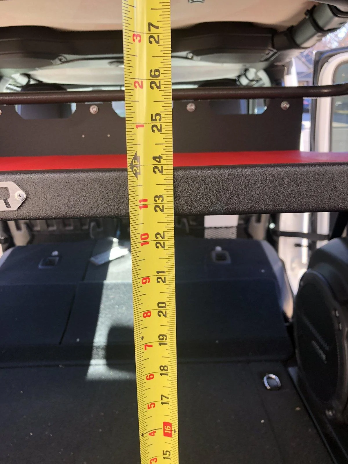 Jeep Wrangler JL Advice needed about cargo area shelf 30A93511-0056-4B77-84E3-E6C1E76A5F7A