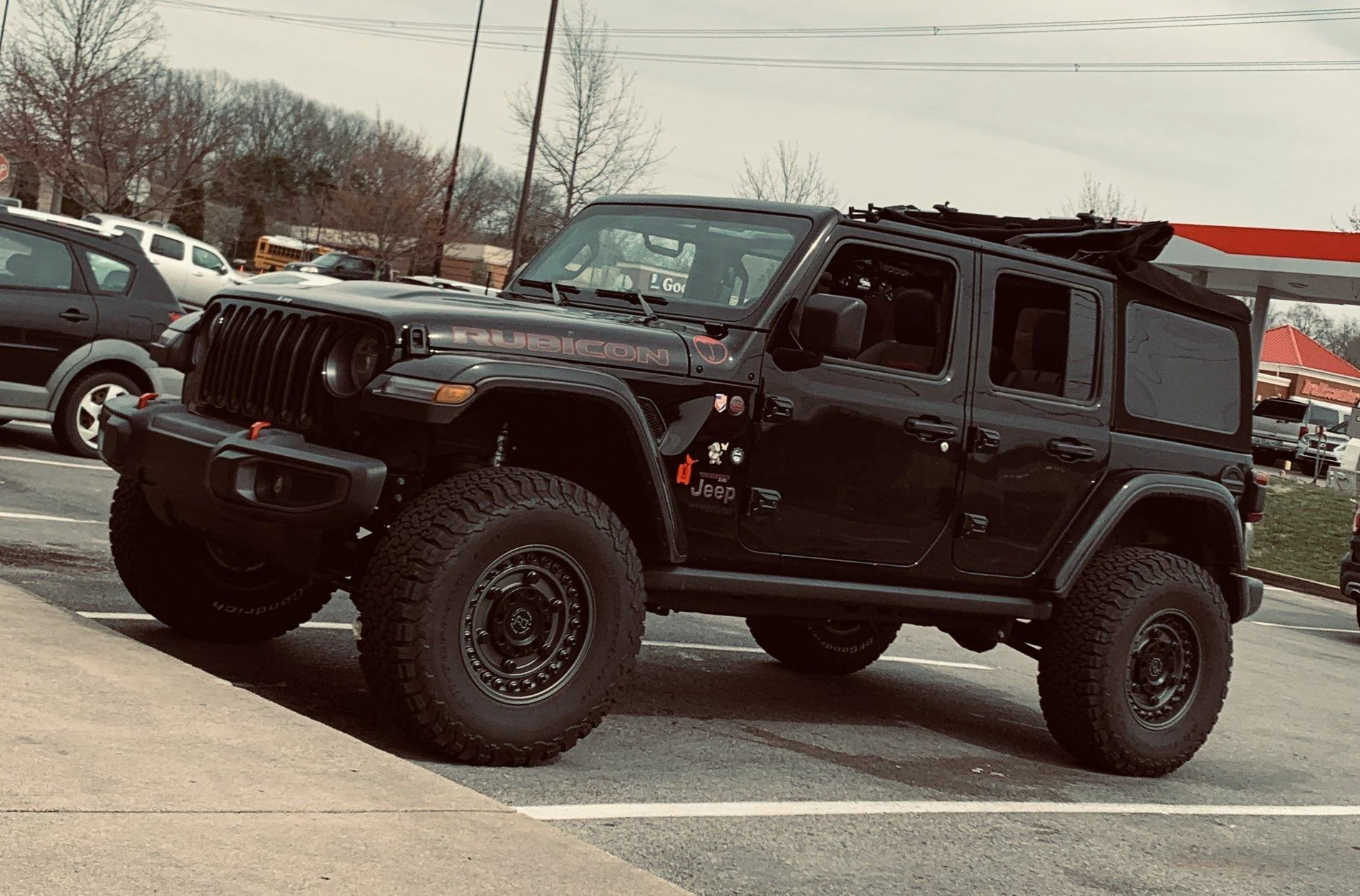 Jeep Wrangler JL Rubicon-Hard to find 387D11F1-3284-4CF0-A613-2C32DF2A2B87