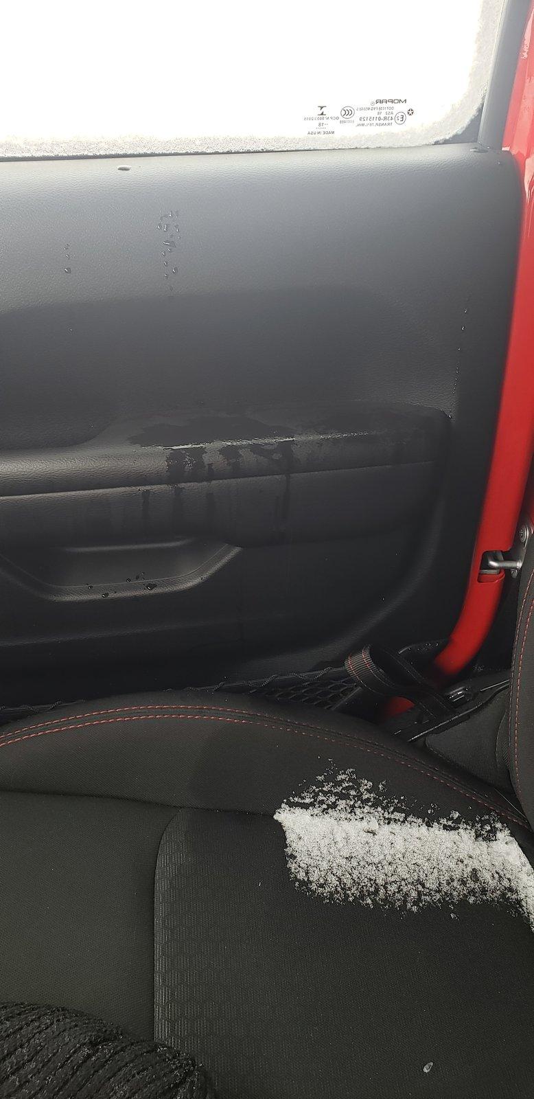 Jeep Wrangler JL 2 door soft top issues 20190313_132123
