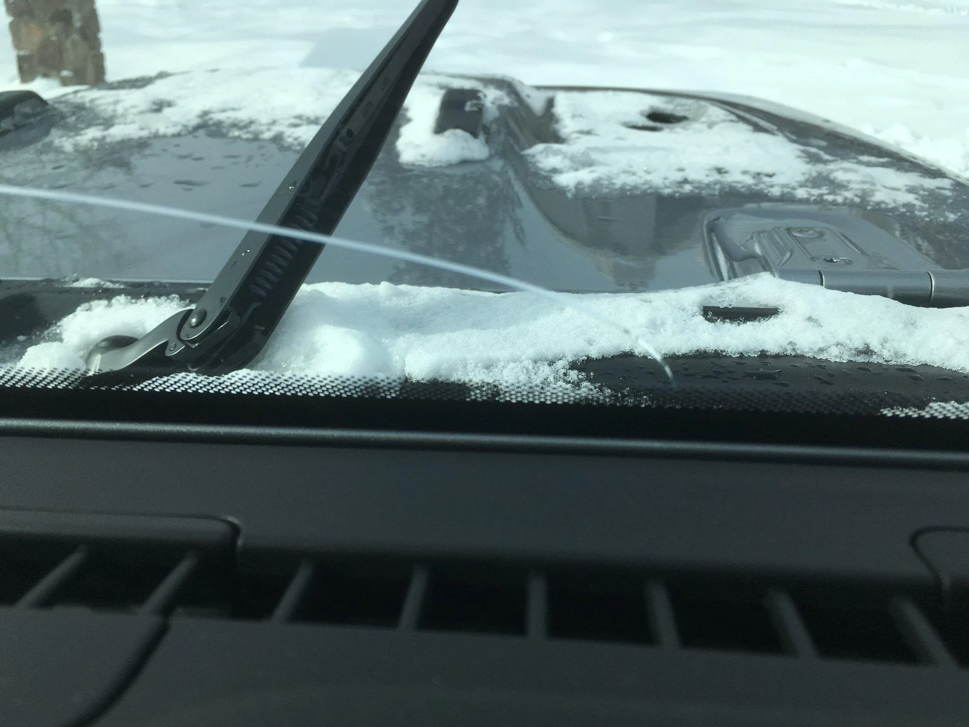 Jeep Wrangler JL Cracked Windshield Club IMG_1569