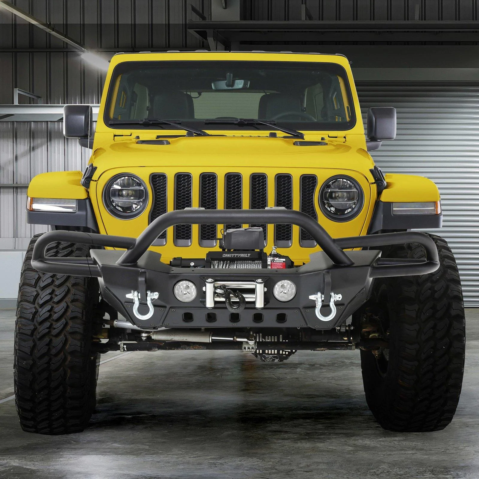 smittybilt-src-gen2-front-bumper-jl-77724-installed_0.webp