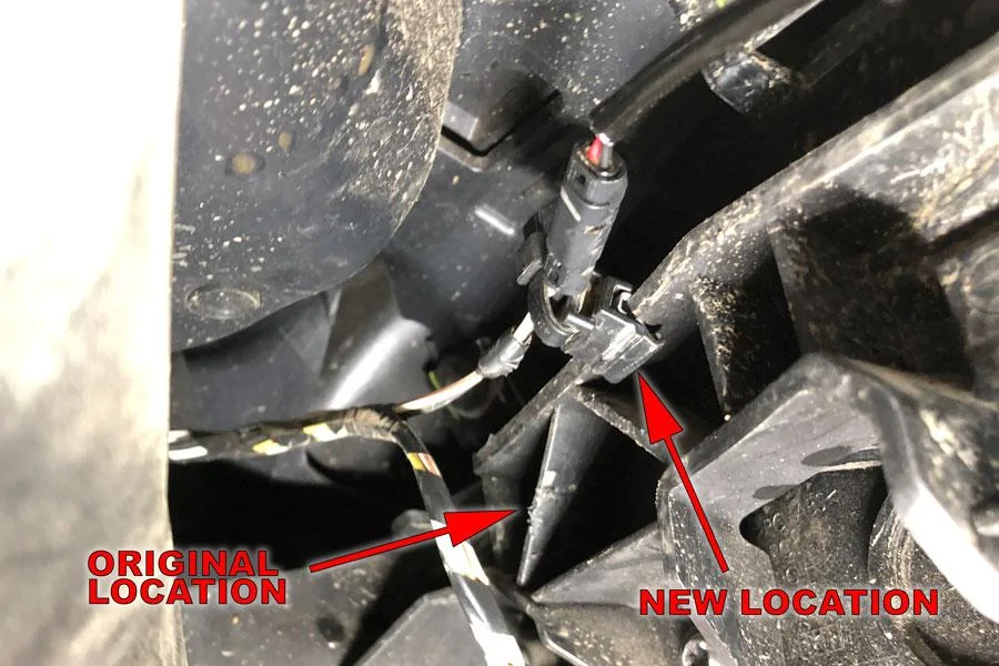 Jeep Wrangler JL Diode Dynamics new LED Side Marker Lights relocating-jl-wire-retaining-cli