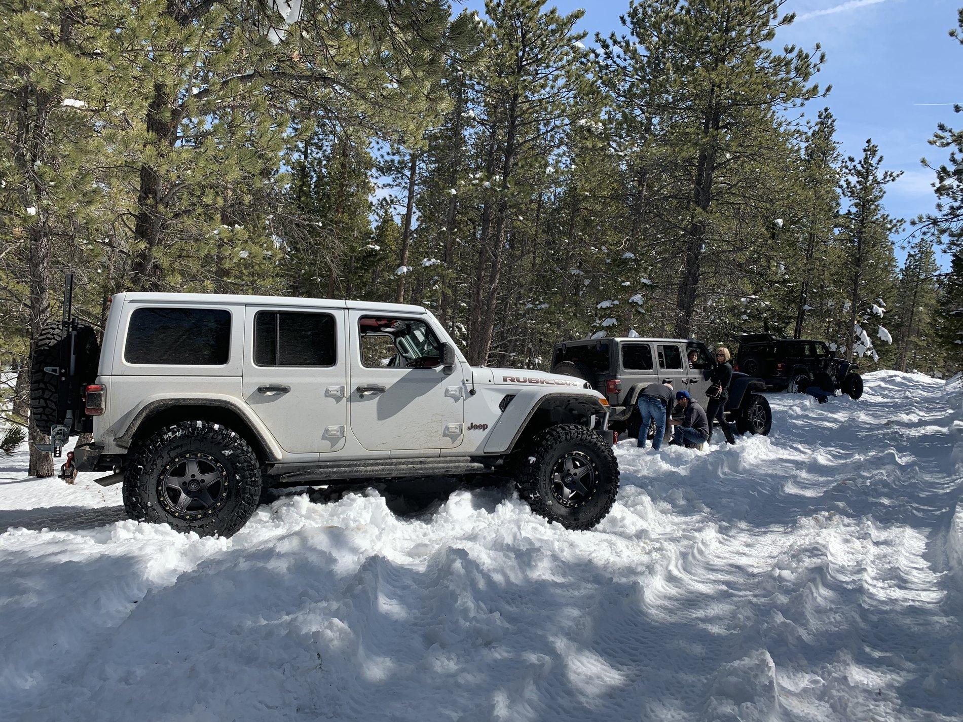 Jeep Wrangler JL Jeeps in Snow... post pics. C25B450B-4512-41A0-8725-0F9A8B2B5C60