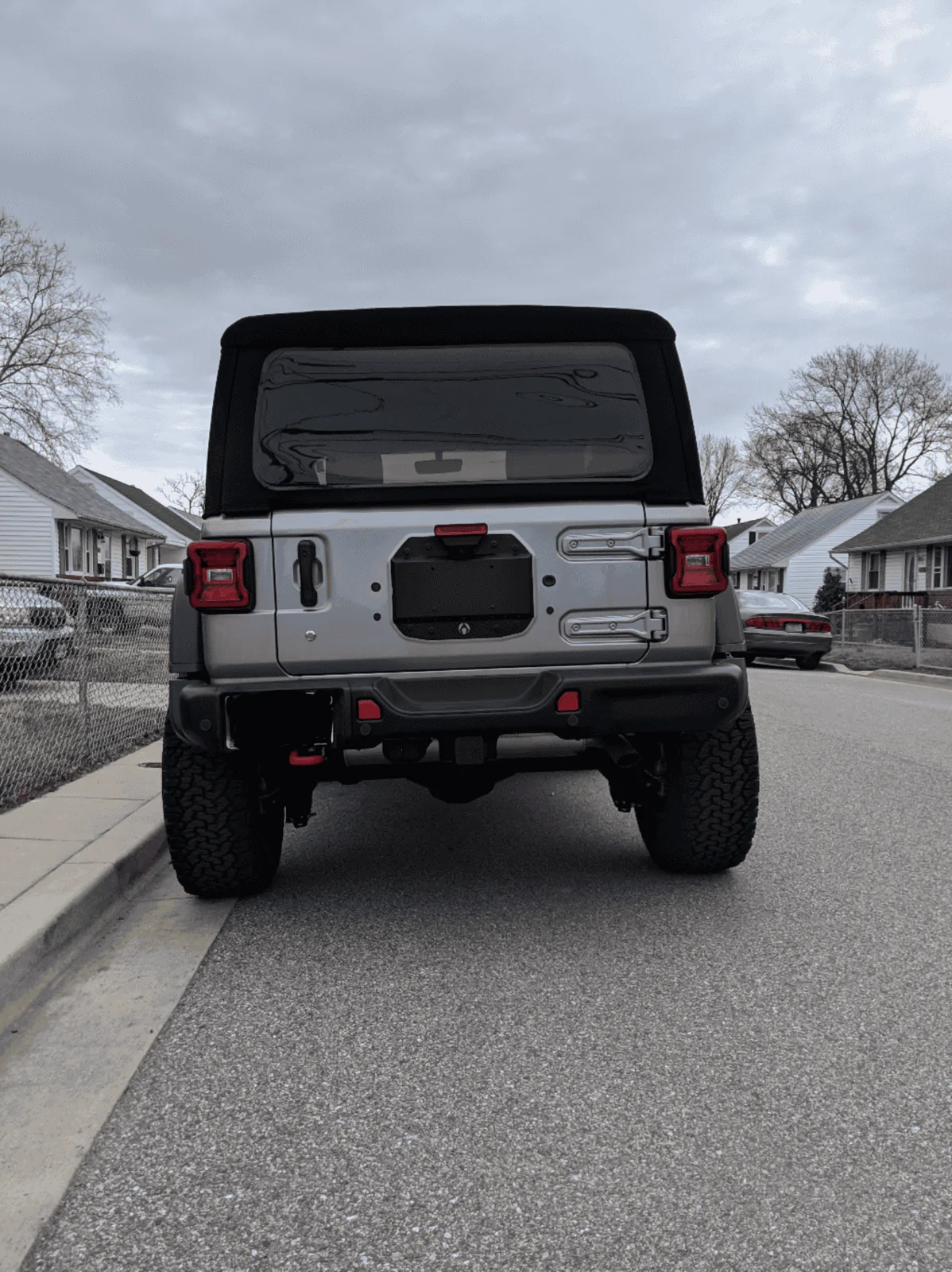 Jeep Wrangler JL Spare tire carrier delete 95727579