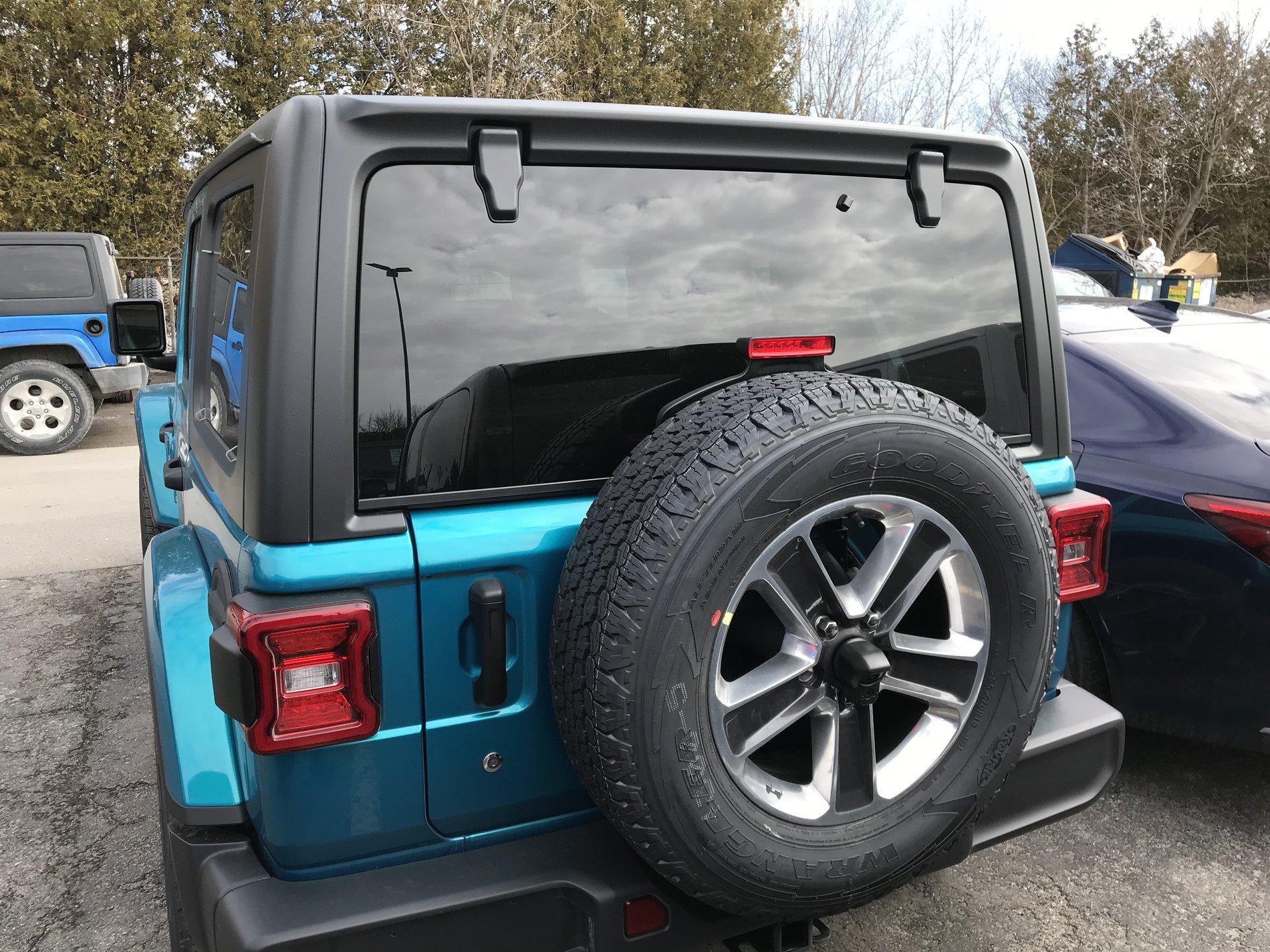 Jeep Wrangler JL Colours in Canada 7B5F89AF-4557-4076-B506-135CEFCB4983