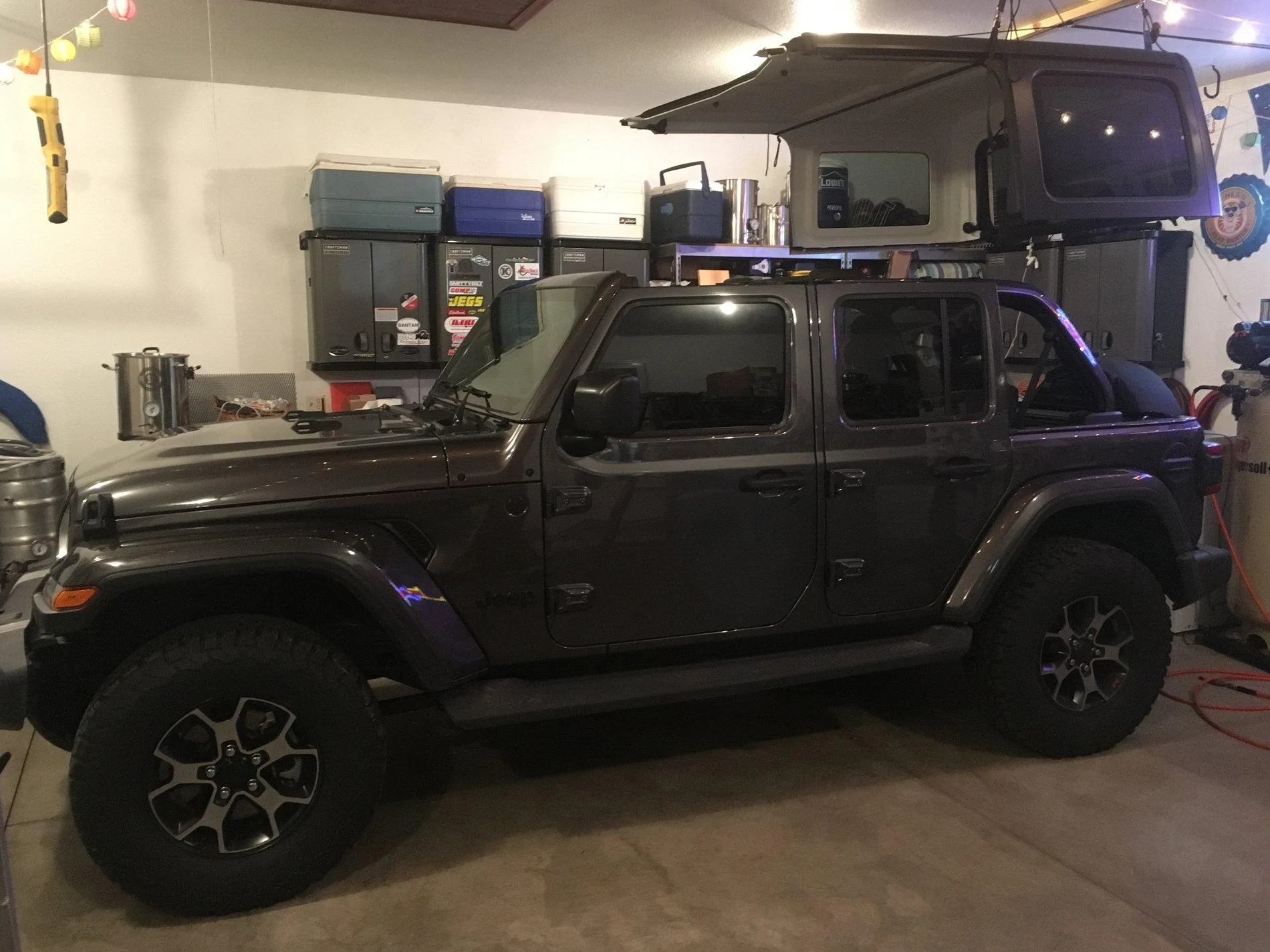 Jeep Wrangler JL Hard top ceiling suspension IMG_5602