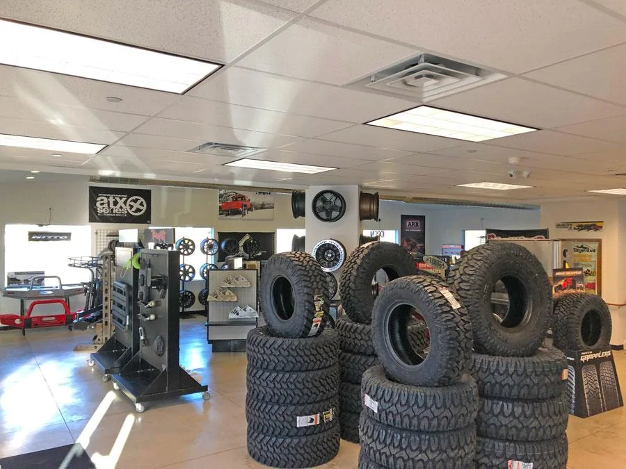 Jeep Wrangler JL Any good Jeep shops near Bothell? showroom