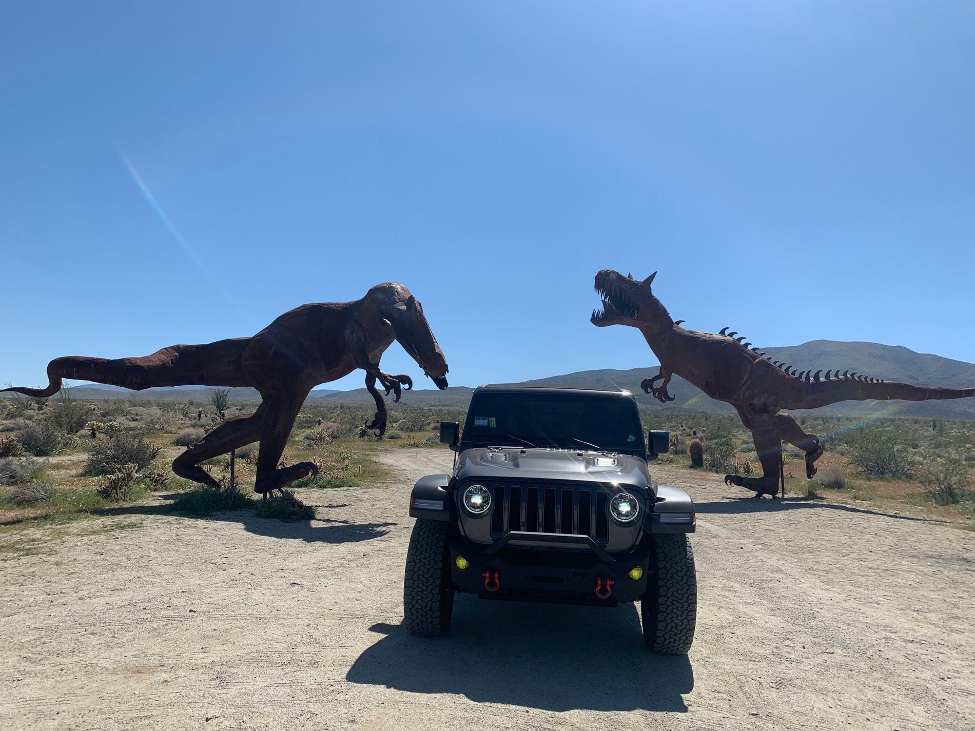 Jeep Wrangler JL Any meet for beginners? d6UiIR4