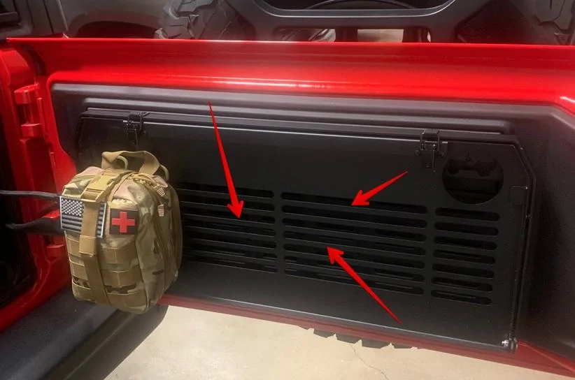 Jeep Wrangler JL Mopar Tailgate Table Installation Writeup tailgat
