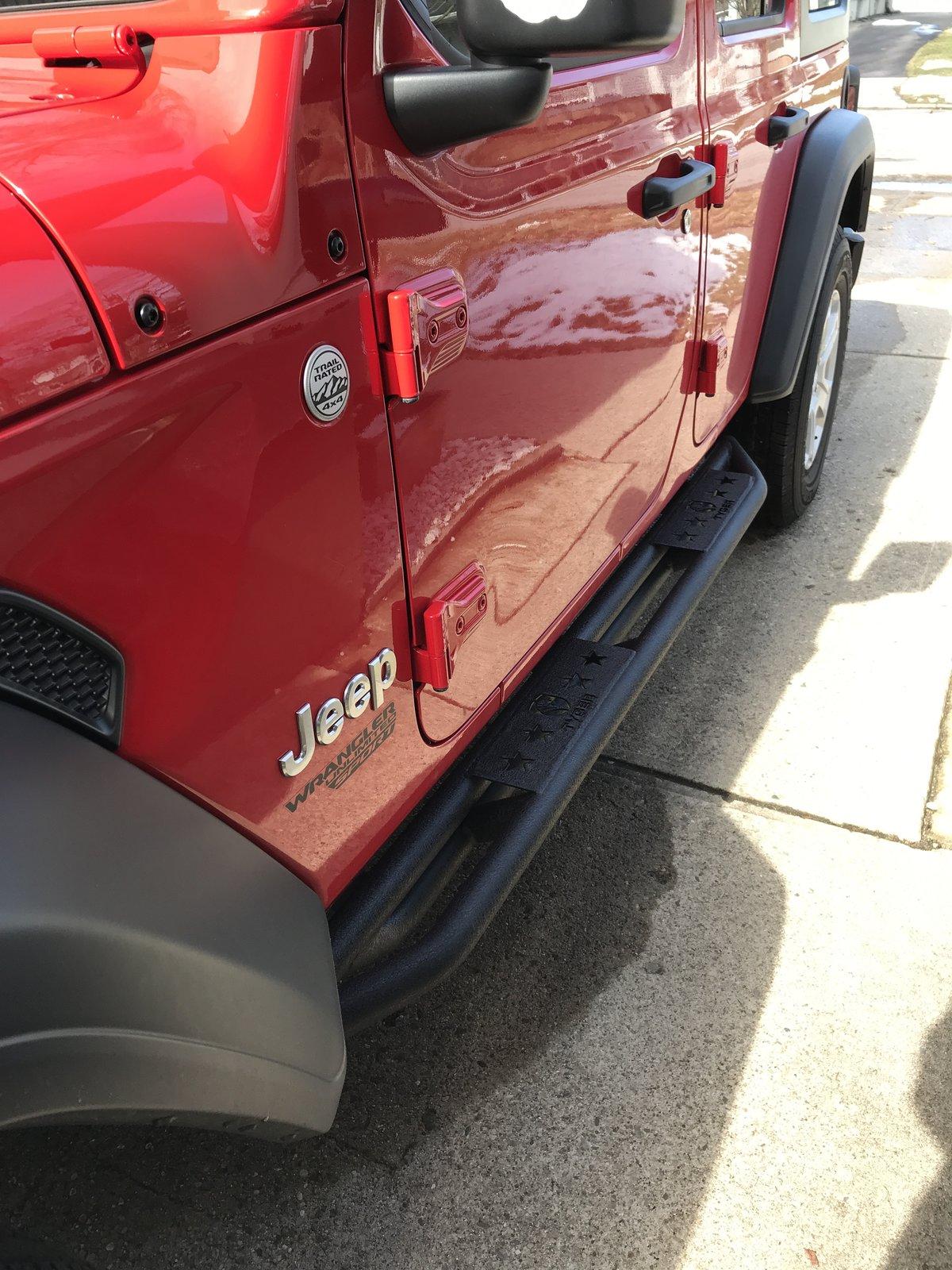 Jeep Wrangler JL Show us your STEPS! E94458D9-C251-4B16-9B81-26434C6A76D4