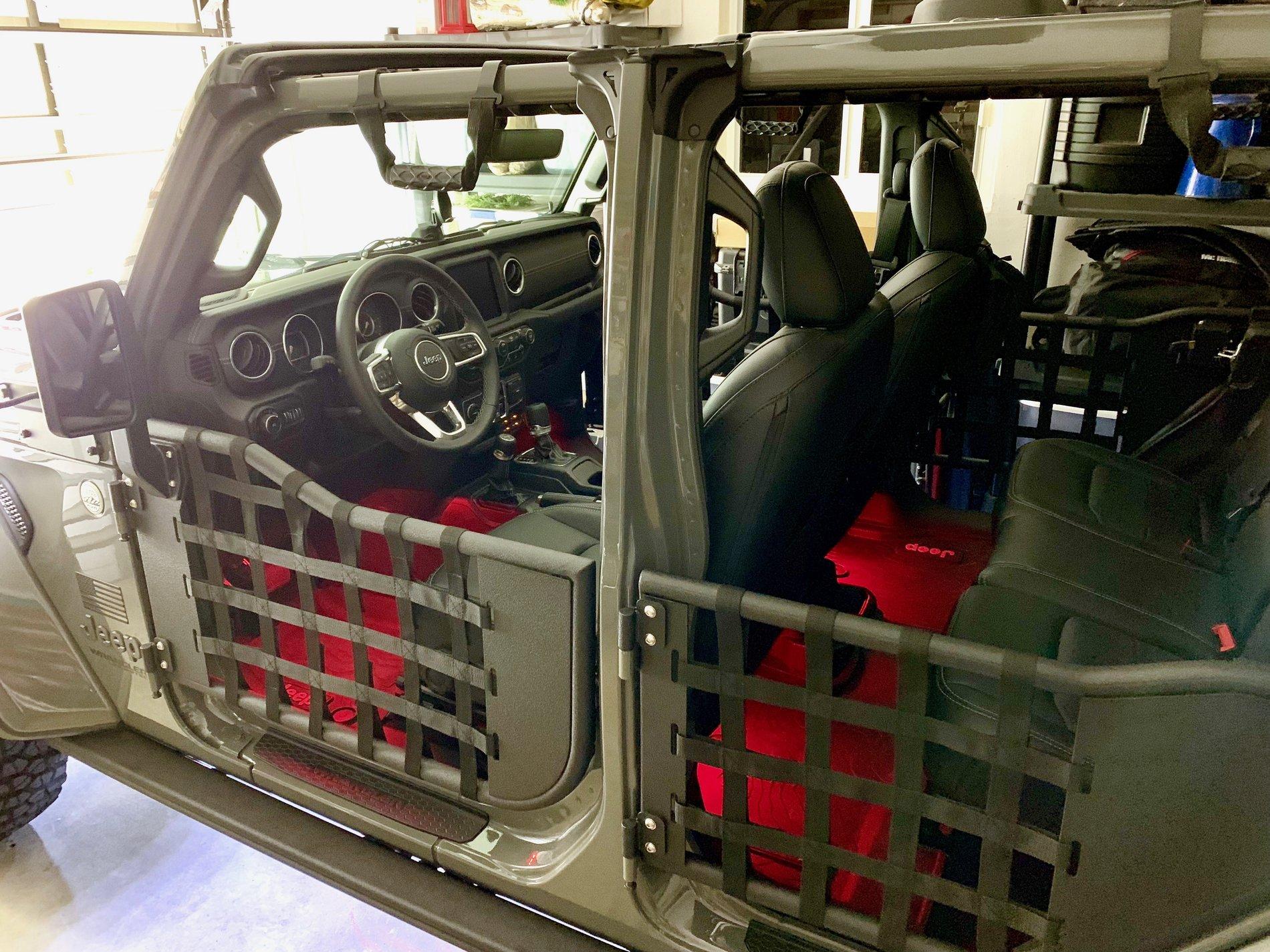 Jeep Wrangler JL Leather or Not?????? IMG_0998