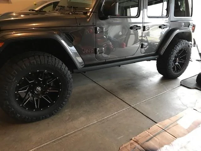 Jeep Wrangler JL Anyone running Daystar 2" with 35's on 20" wheels on JLUR?? Pics?? post_install