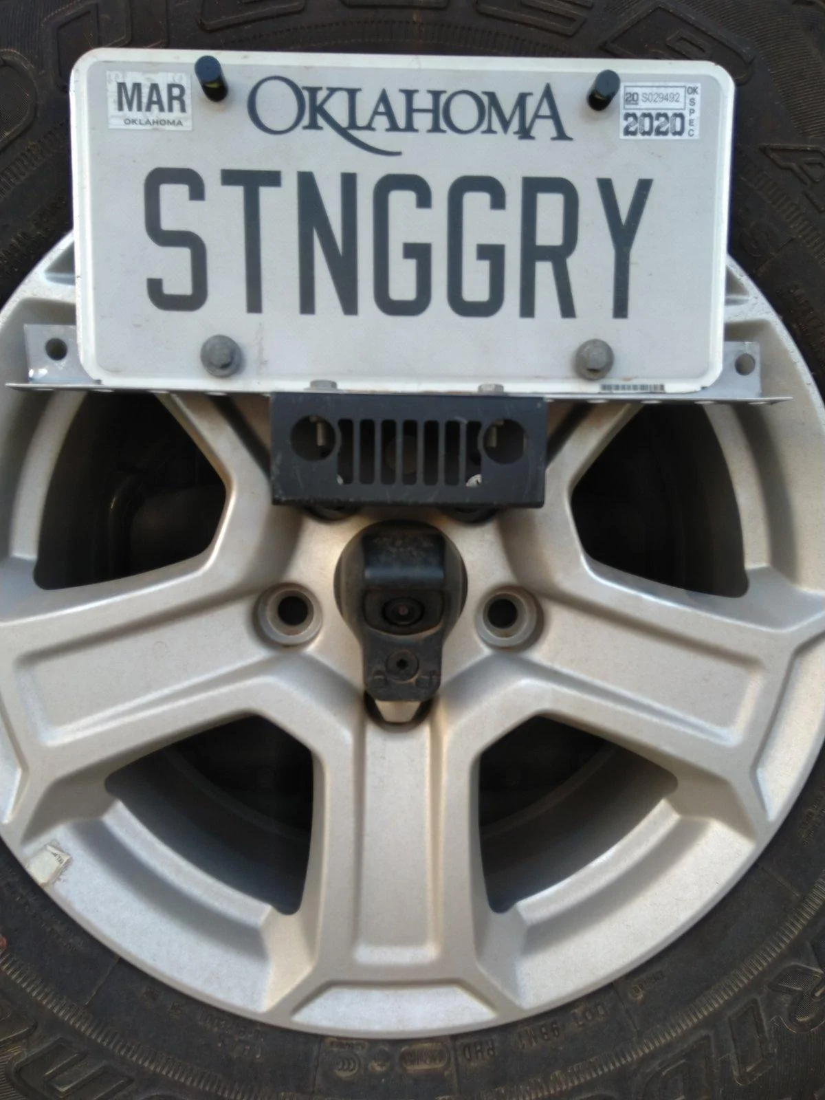 Jeep Wrangler JL License Plate relocated IMG_20190323_190922