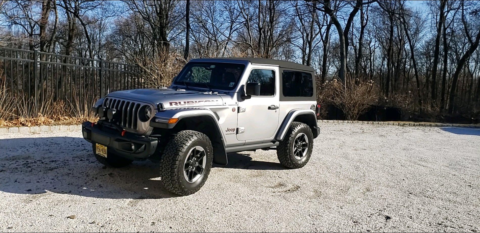 Jeep Wrangler JL Soft top going on!! 46499