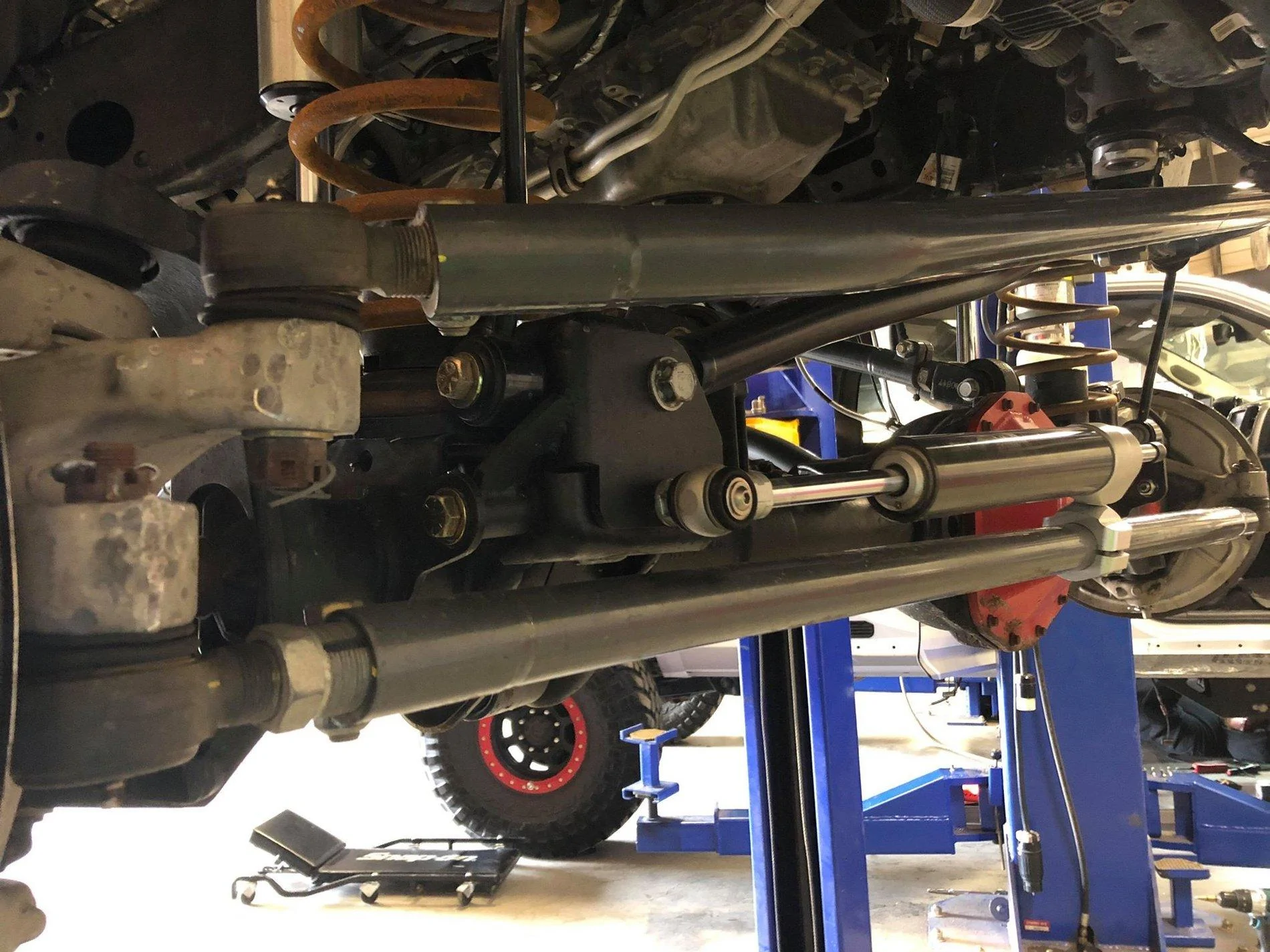 Jeep Wrangler JL Falcon Nexus Steering Stabilizer Relation? JL-02