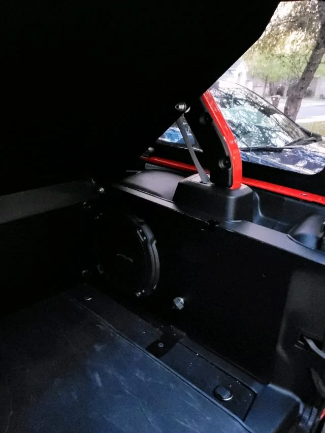 Jeep Wrangler JL Tuffy JLU Security Deck Enclosure (Central TX) 20190327_194622_crop_640x853