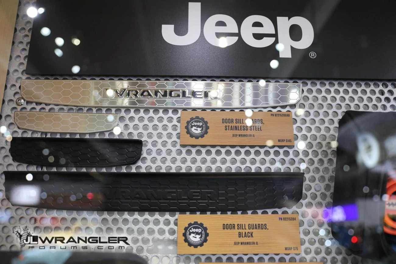 Jeep Wrangler JL Sill guard - Mopar parts # 08E6151B-4DBA-40A4-8F0F-7FADD797656A