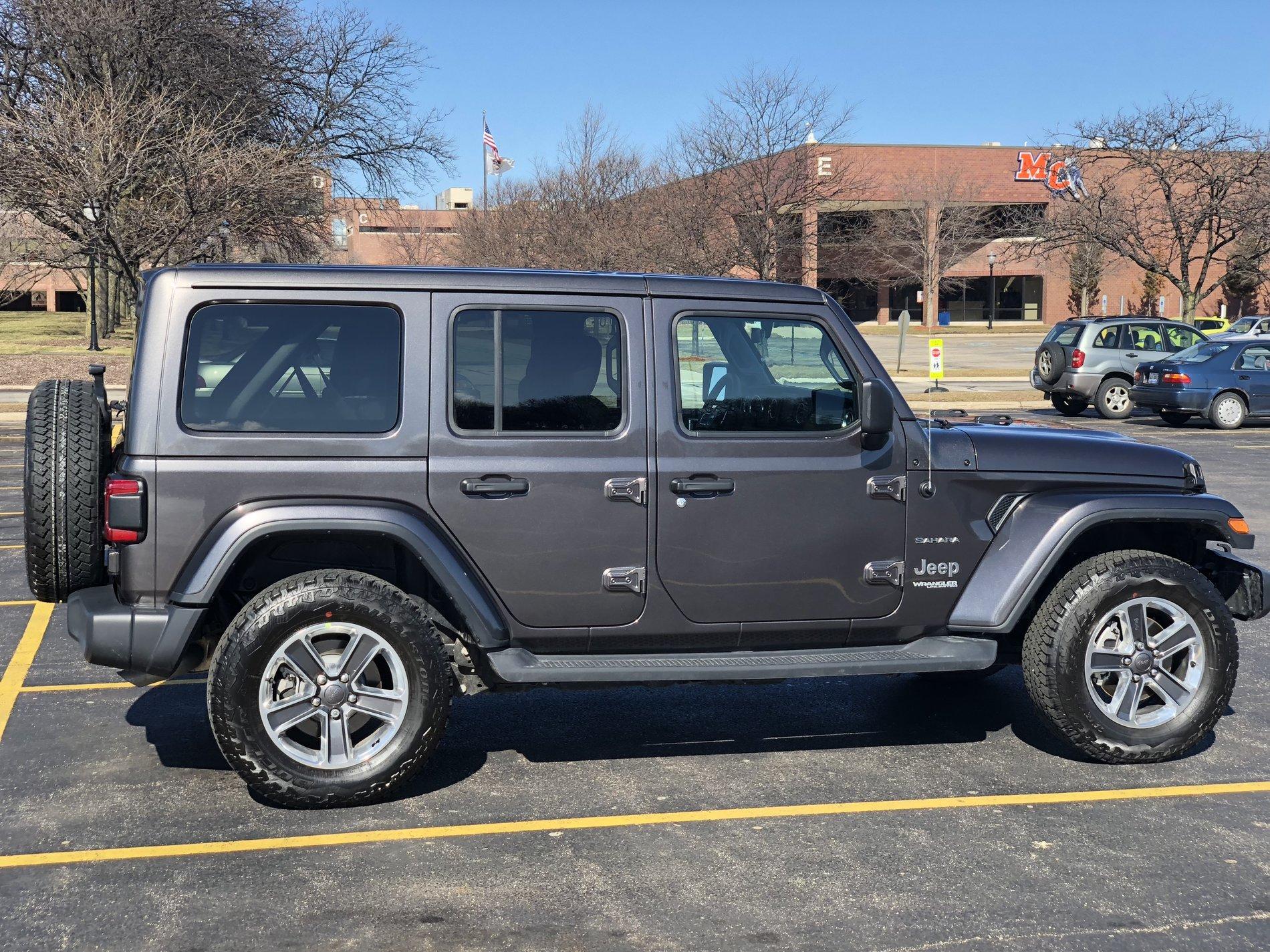 Jeep Wrangler JL GRANITE CRYSTAL METALLIC Wrangler JL Club A49CA8ED-AFB8-430B-8A65-3B34EADD1B1F
