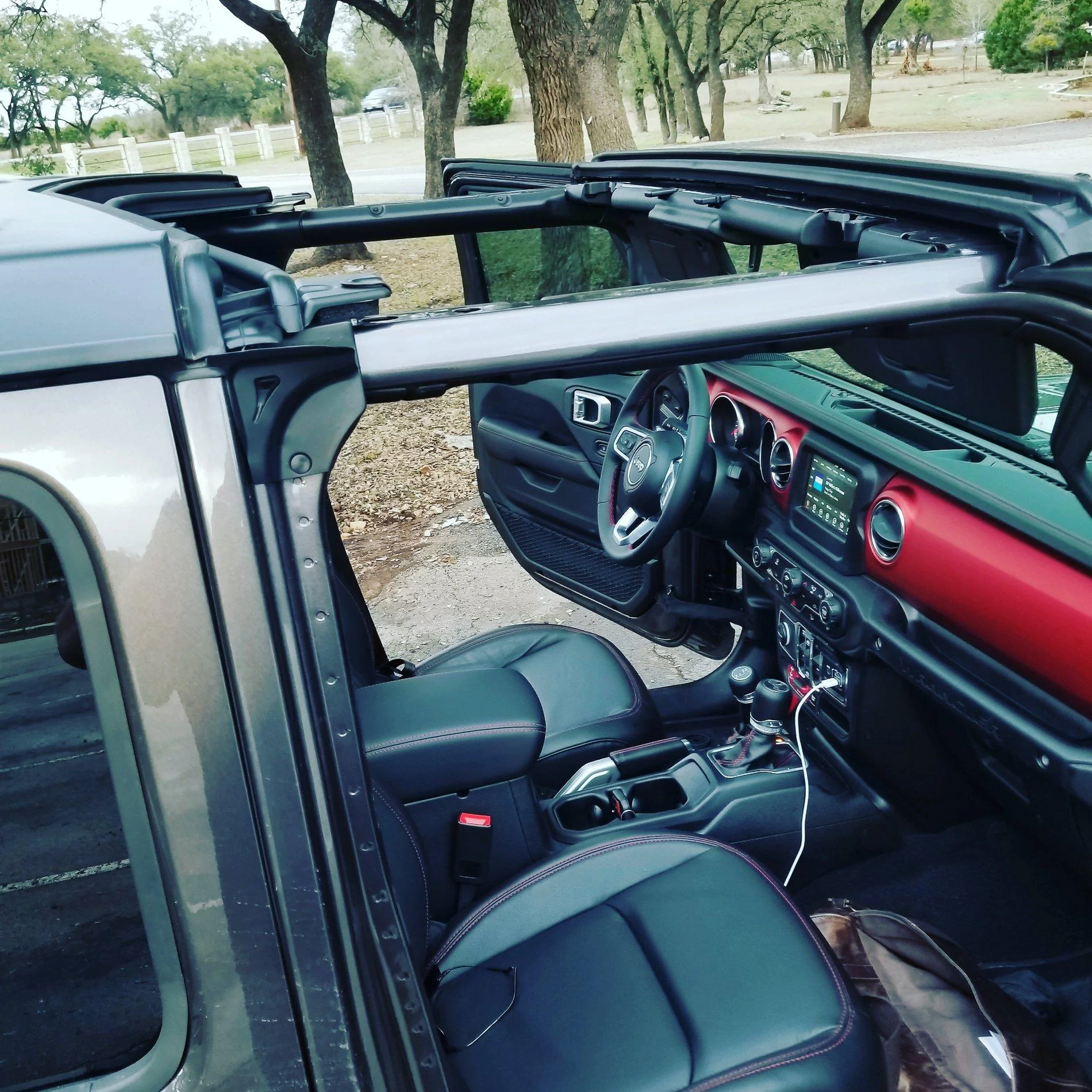 Jeep Wrangler JL GRANITE CRYSTAL METALLIC Wrangler JL Club open roof