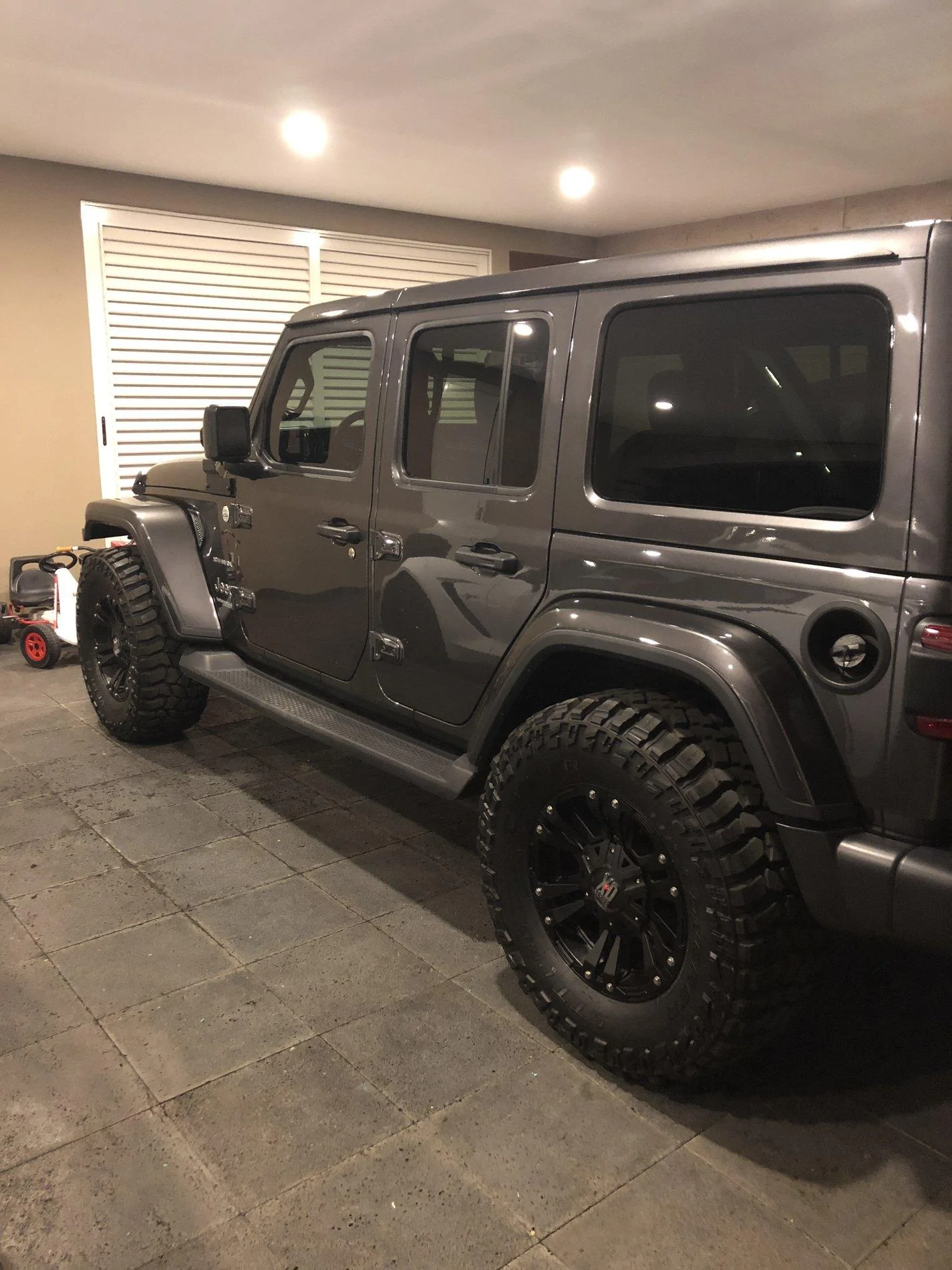 Jeep Wrangler JL XD Monster II with Nitto's on a JLU Sahara - Wheel Size Question 16868886-2AB5-470F-B5F1-C57AB2964008