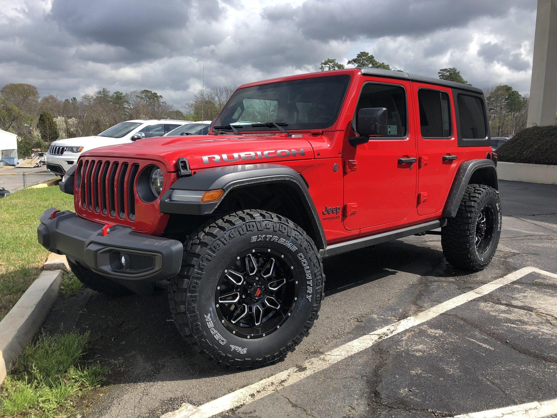 Jeep Wrangler JL FIRECRACKER RED Wrangler JL Club 94B729E7-D554-4D06-8AB0-4E8B68E89FC1