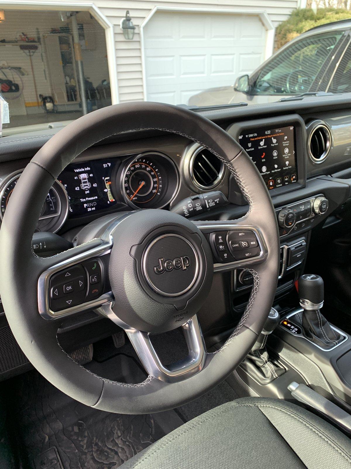 Jeep Wrangler JL Finally, Sting Gray Sahara pick up day 6D00293C-3D73-4172-8015-DAAE5E23BAB1