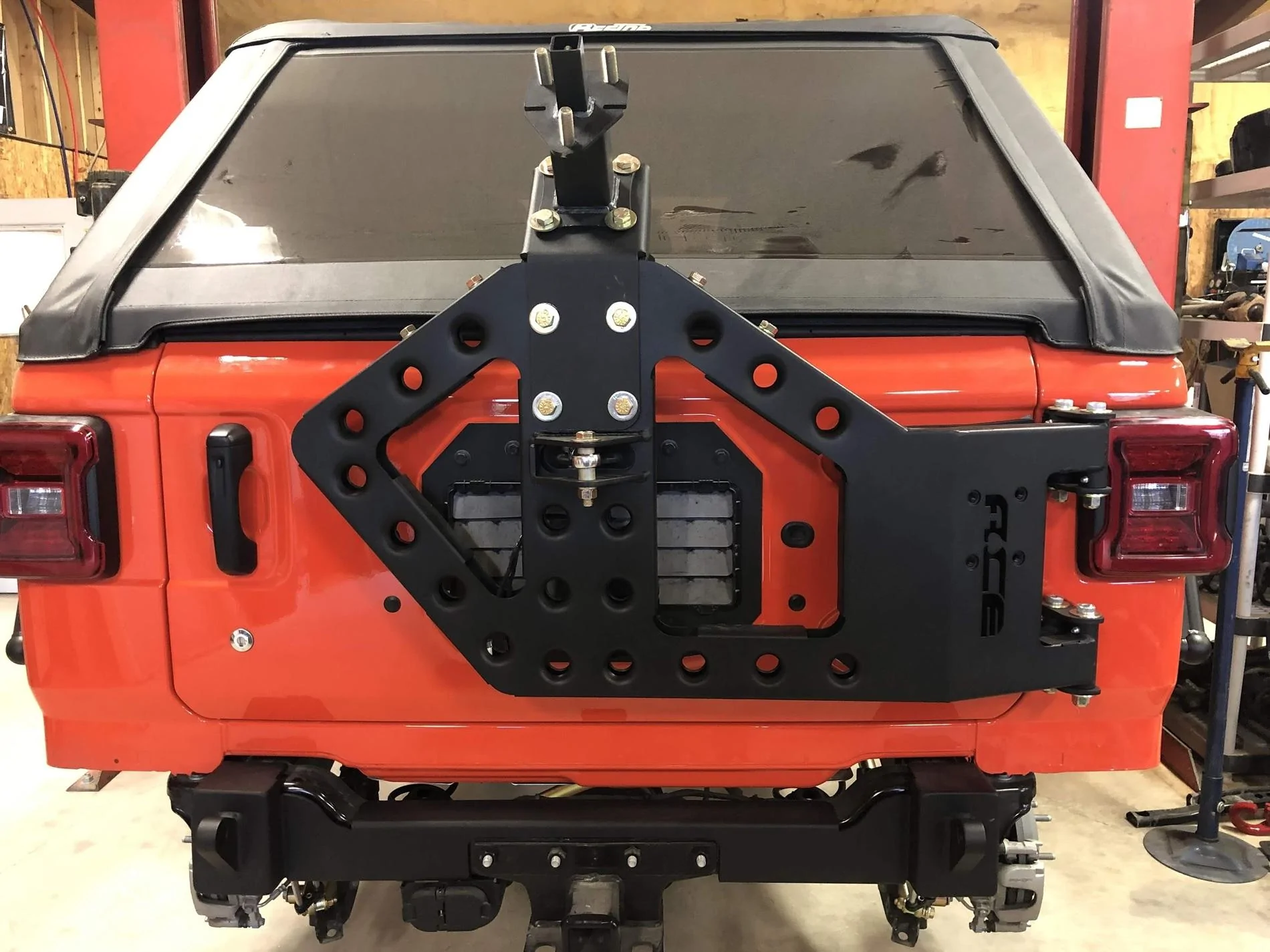 Jeep Wrangler JL Rear Corner Protection ngHBZqCpaVZnhJX6qripV1tcmr4iFnlhK_0i-3rlCgXWoU7qew7A9-a40UbmdXg0KyL9hvlntIZyXdErBM4SIg2qiA=w2
