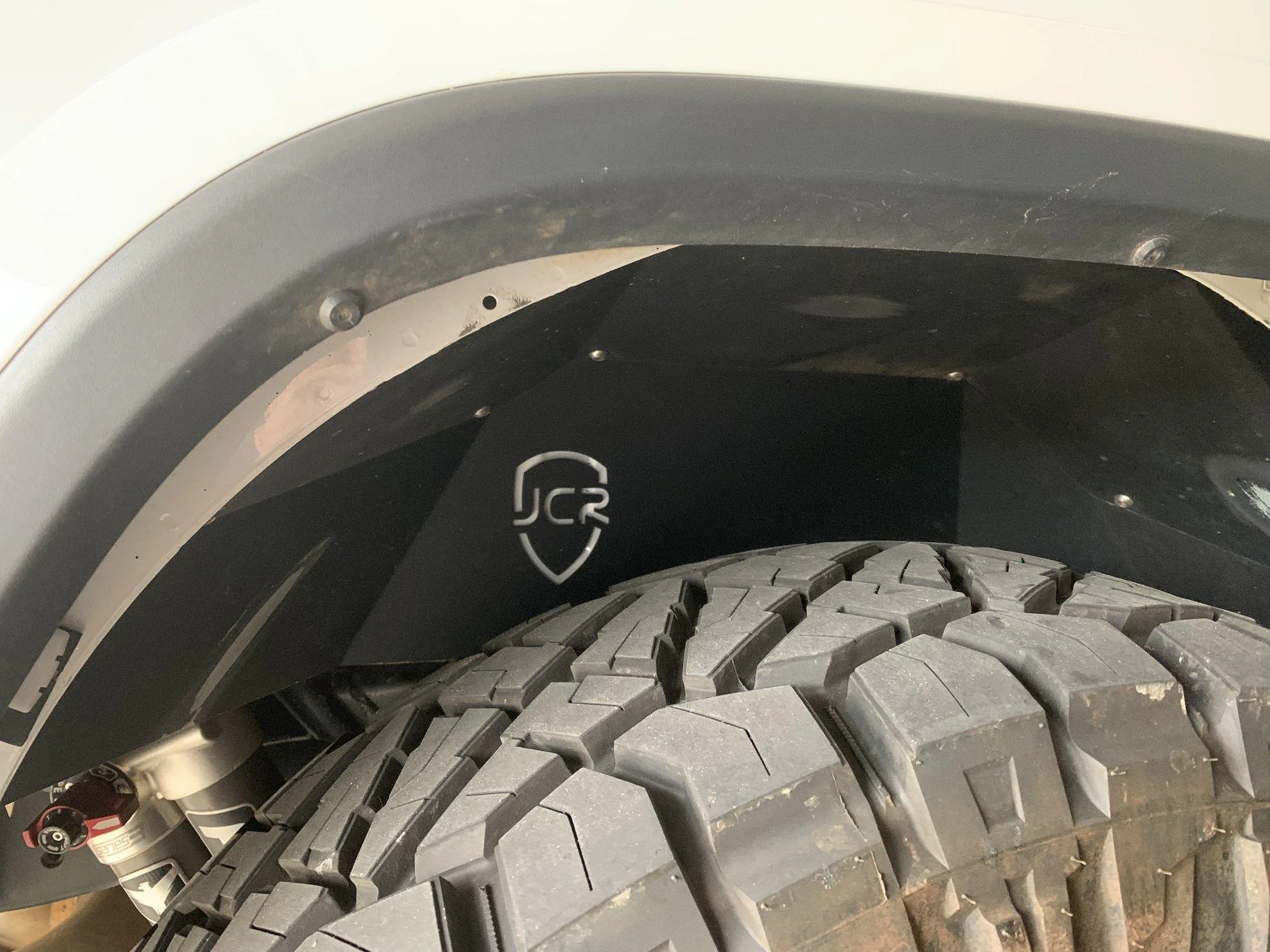 Jeep Wrangler JL Inner fender with Falcons shocks DB1F96F9-E892-43BD-A379-F1D6129F7DAA