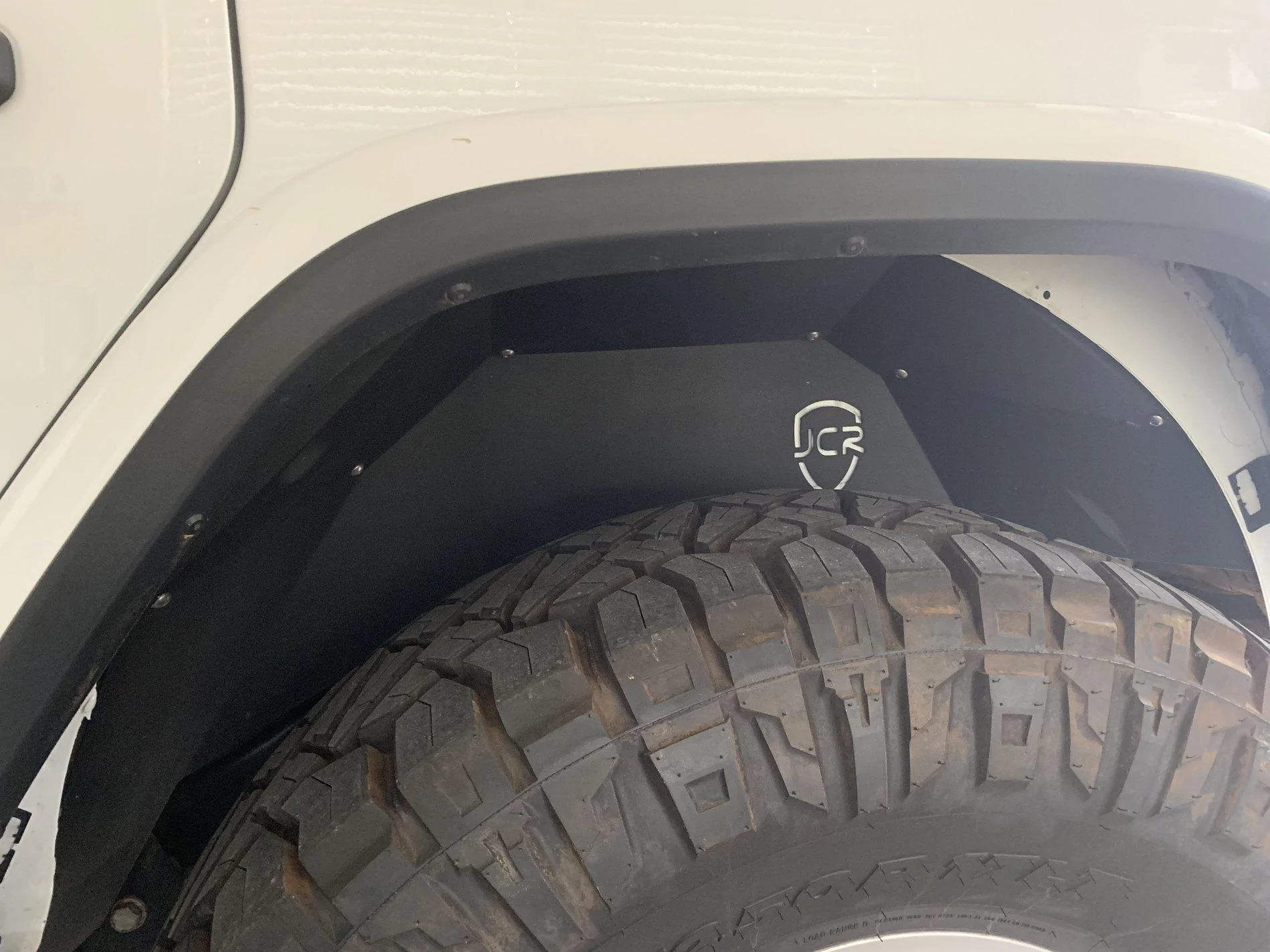 Jeep Wrangler JL Inner fender with Falcons shocks 6EC375CF-7D13-4FF9-A9FD-2D4D45CB84B5