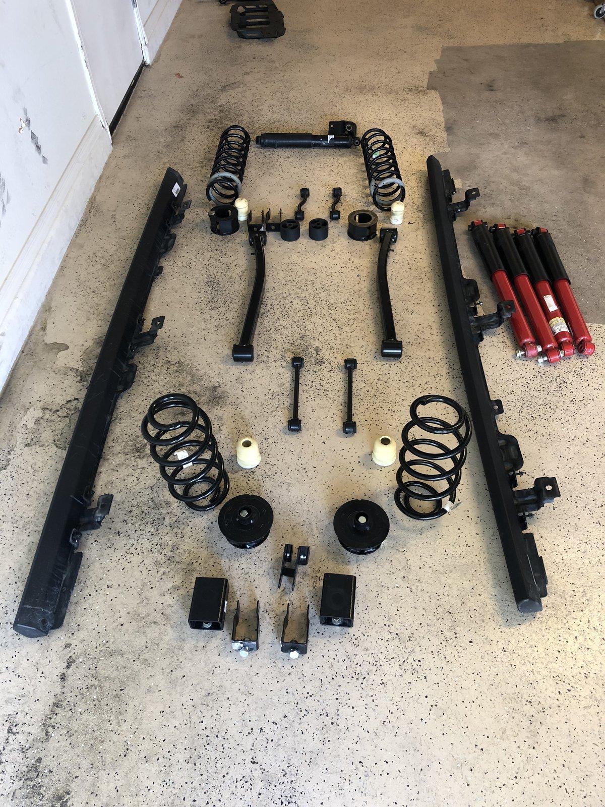 Jeep Wrangler JL Rubicon suspension 9F420956-8DCA-420C-818C-F90B7ADD28ED
