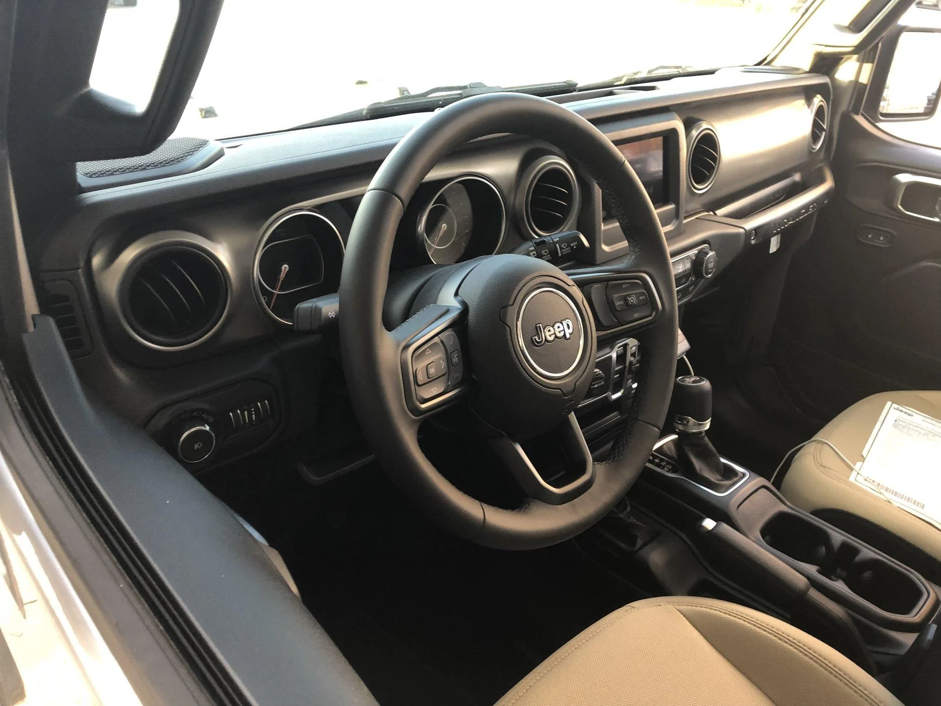Jeep Wrangler JL My New Jeep 3E6BE481-A83D-444F-A9D4-41FB527F52E3